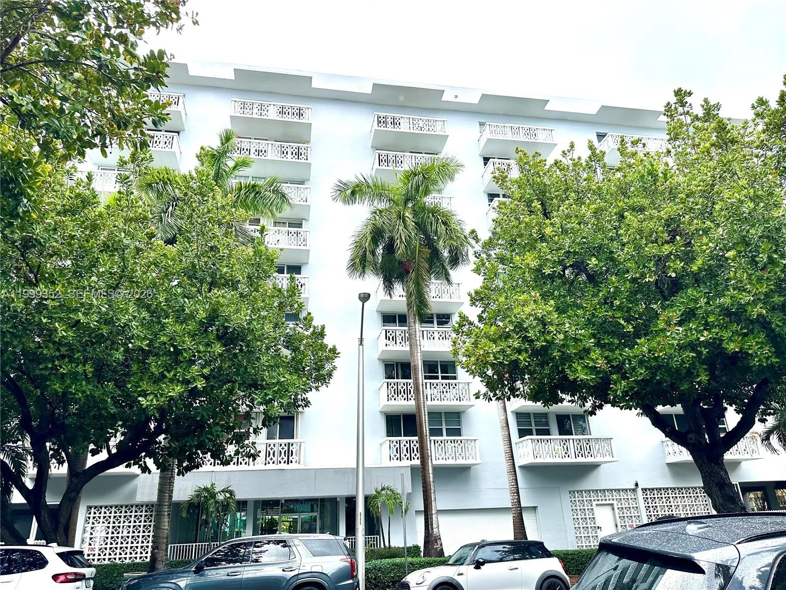 1020 Meridian Ave 806, Miami Beach, Florida 33139, Miami Beach, Florida 33139, 1 Bedroom Bedrooms, ,1 BathroomBathrooms,Residential Lease,For Rent,1020 Meridian Ave 806, Miami Beach, Florida 33139,A11999352