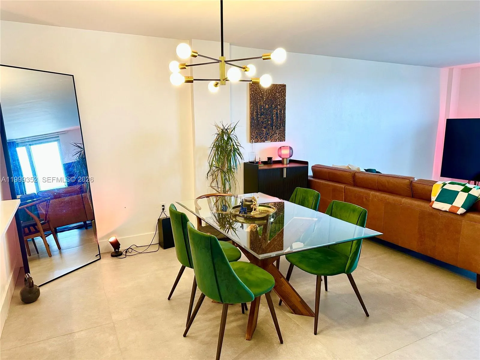 1020 Meridian Ave 806, Miami Beach, Florida 33139, Miami Beach, Florida 33139, 1 Bedroom Bedrooms, ,1 BathroomBathrooms,Residential Lease,For Rent,1020 Meridian Ave 806, Miami Beach, Florida 33139,A11999352