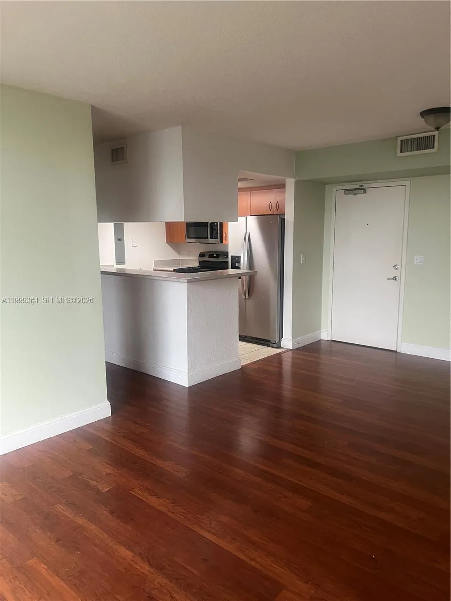 816 Nw 11th St 1002, Miami, Florida 33136, Miami, Florida 33136, 2 Bedrooms Bedrooms, ,2 BathroomsBathrooms,Residential Lease,For Rent,816 Nw 11th St 1002, Miami, Florida 33136,A11999364