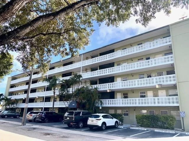 1425 Arthur St 403a, Hollywood, Florida 33020, Hollywood, Florida 33020, 1 Bedroom Bedrooms, ,1 BathroomBathrooms,Residential Lease,For Rent,1425 Arthur St 403a, Hollywood, Florida 33020,A11999367