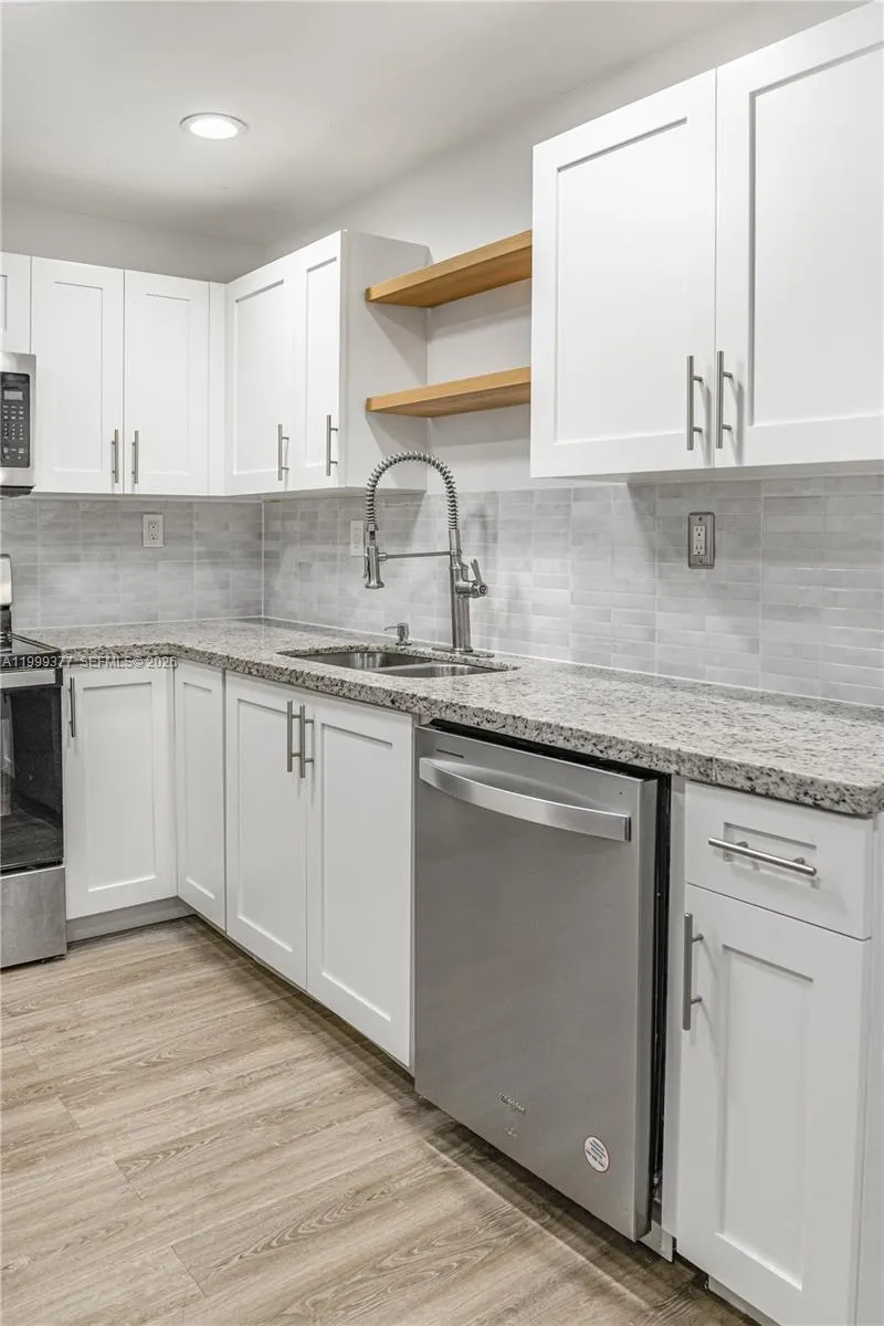 7031 Sw 27th Ct 1, Miramar, Florida 33023, Miramar, Florida 33023, 3 Bedrooms Bedrooms, ,1 BathroomBathrooms,Residential Lease,For Rent,7031 Sw 27th Ct 1, Miramar, Florida 33023,A11999377