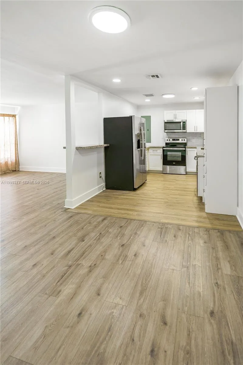 7031 Sw 27th Ct 1, Miramar, Florida 33023, Miramar, Florida 33023, 3 Bedrooms Bedrooms, ,1 BathroomBathrooms,Residential Lease,For Rent,7031 Sw 27th Ct 1, Miramar, Florida 33023,A11999377