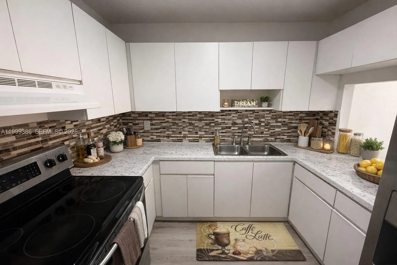 1900 W 68th St B203, Hialeah, Florida 33014, Hialeah, Florida 33014, 2 Bedrooms Bedrooms, ,2 BathroomsBathrooms,Residential,For Sale,1900 W 68th St B203, Hialeah, Florida 33014,A11999386