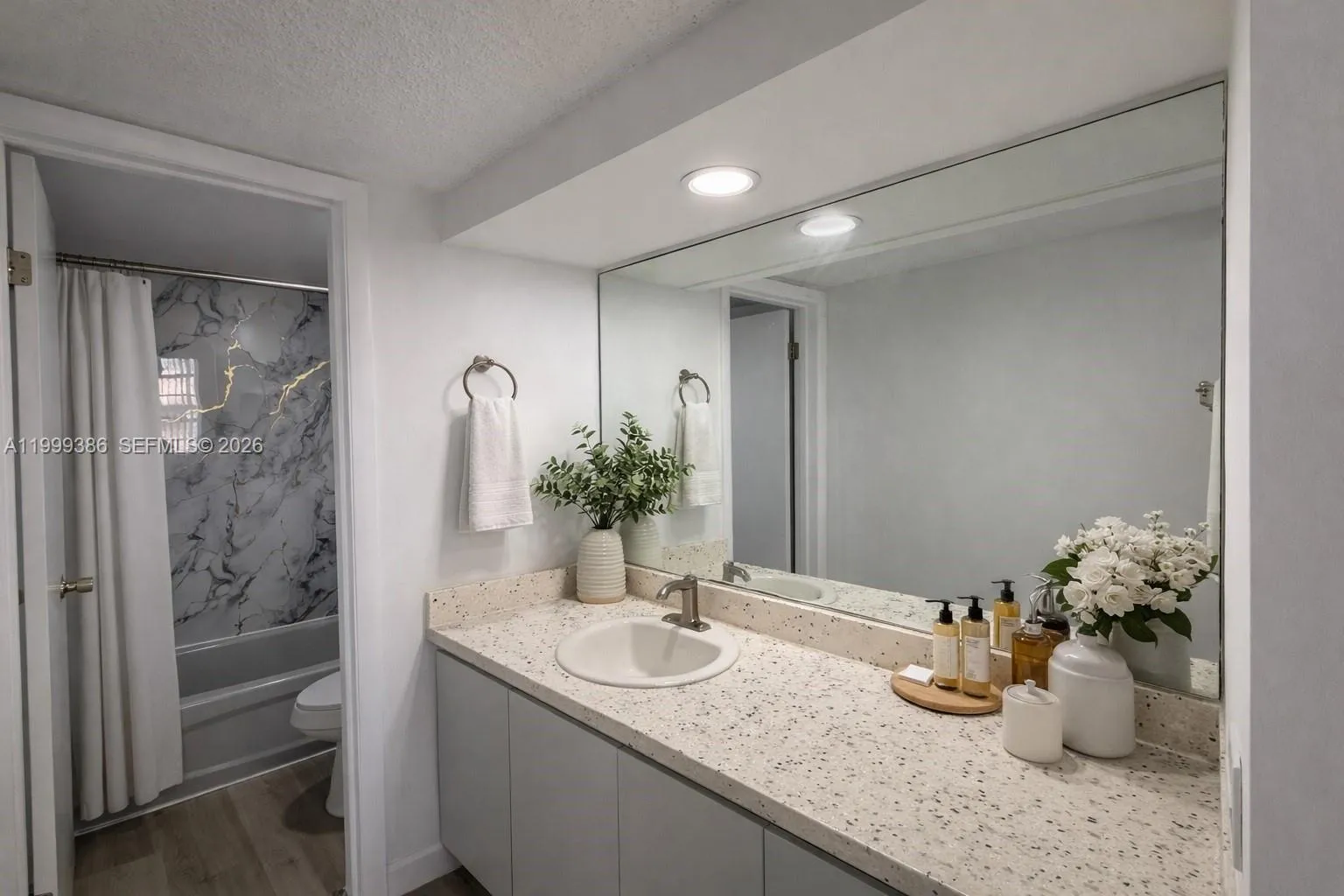 1900 W 68th St B203, Hialeah, Florida 33014, Hialeah, Florida 33014, 2 Bedrooms Bedrooms, ,2 BathroomsBathrooms,Residential,For Sale,1900 W 68th St B203, Hialeah, Florida 33014,A11999386