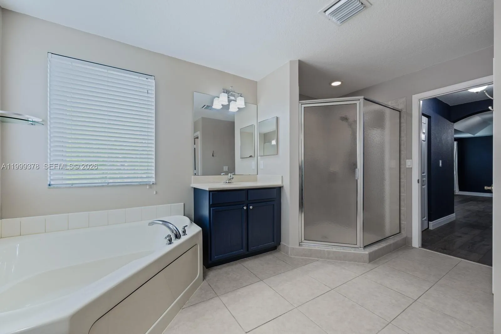 4207 W Whitewater Ave, Weston, Florida 33332, Weston, Florida 33332, 5 Bedrooms Bedrooms, ,4 BathroomsBathrooms,Residential,For Sale,4207 W Whitewater Ave, Weston, Florida 33332,A11999378