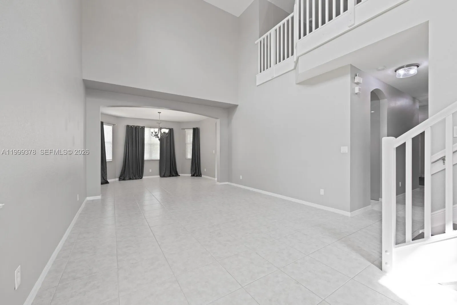 4207 W Whitewater Ave, Weston, Florida 33332, Weston, Florida 33332, 5 Bedrooms Bedrooms, ,4 BathroomsBathrooms,Residential,For Sale,4207 W Whitewater Ave, Weston, Florida 33332,A11999378