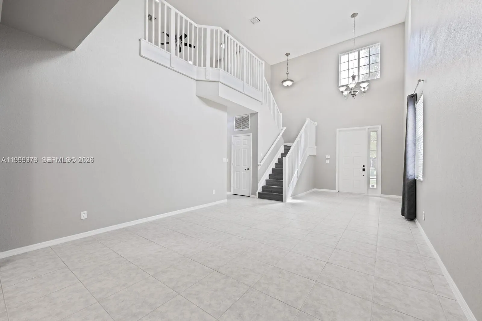 4207 W Whitewater Ave, Weston, Florida 33332, Weston, Florida 33332, 5 Bedrooms Bedrooms, ,4 BathroomsBathrooms,Residential,For Sale,4207 W Whitewater Ave, Weston, Florida 33332,A11999378