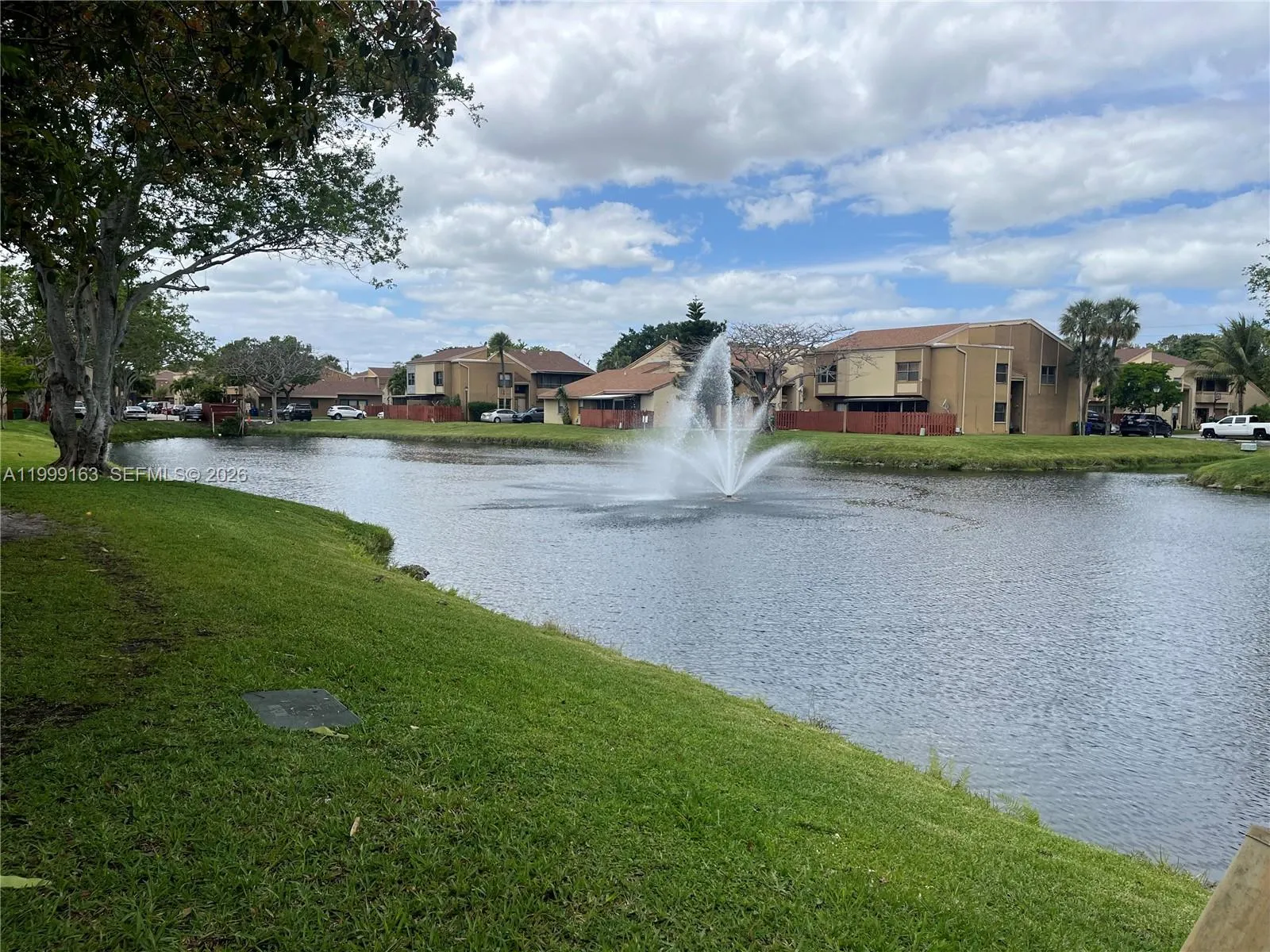 Miramar, Florida 33025, 2 Bedrooms Bedrooms, ,1 BathroomBathrooms,Residential,For Sale,A11999163