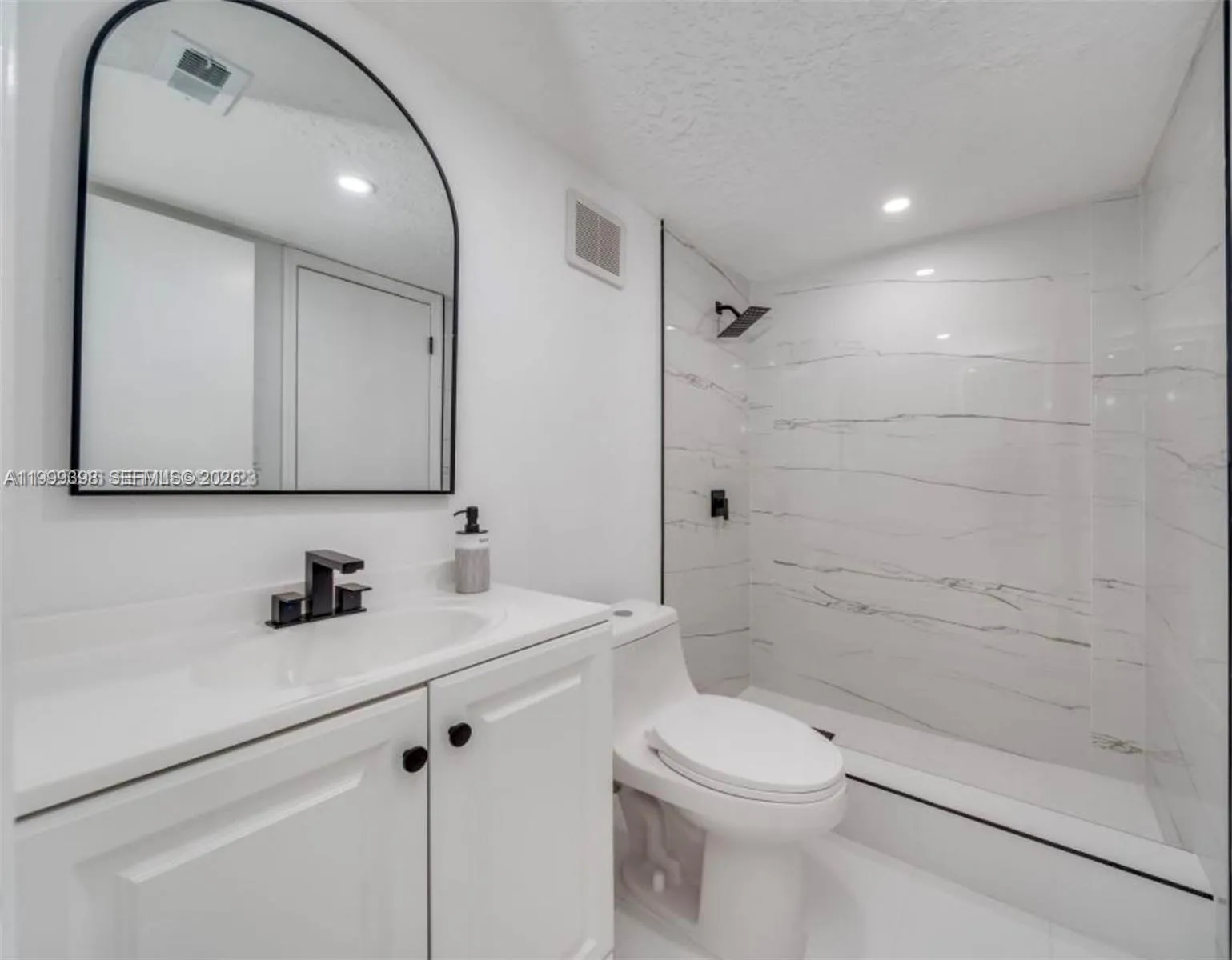 4430 Nw 185th St, Miami Gardens, Florida 33055, Miami Gardens, Florida 33055, 3 Bedrooms Bedrooms, ,2 BathroomsBathrooms,Residential,For Sale,4430 Nw 185th St, Miami Gardens, Florida 33055,A11999398