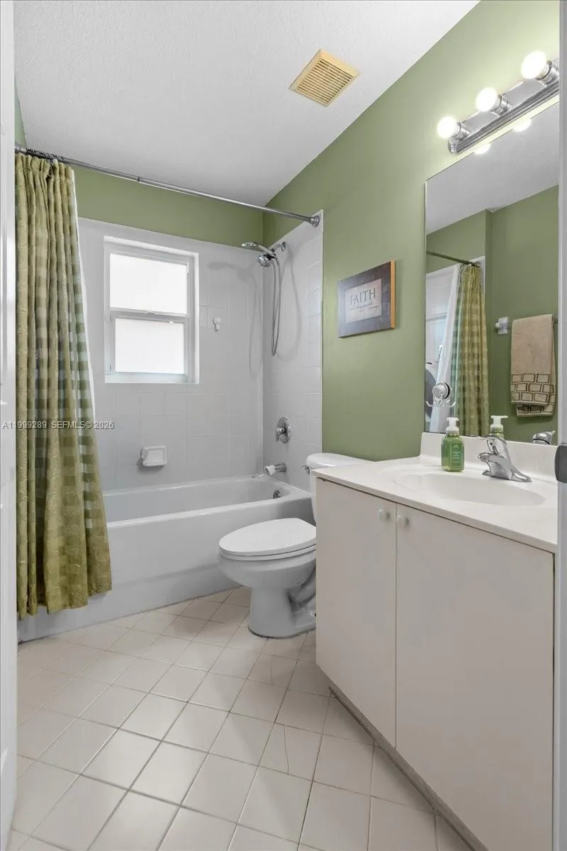 1740 Ne 36th Ave, Homestead, Florida 33033, Homestead, Florida 33033, 3 Bedrooms Bedrooms, ,2 BathroomsBathrooms,Residential,For Sale,1740 Ne 36th Ave, Homestead, Florida 33033,A11999289