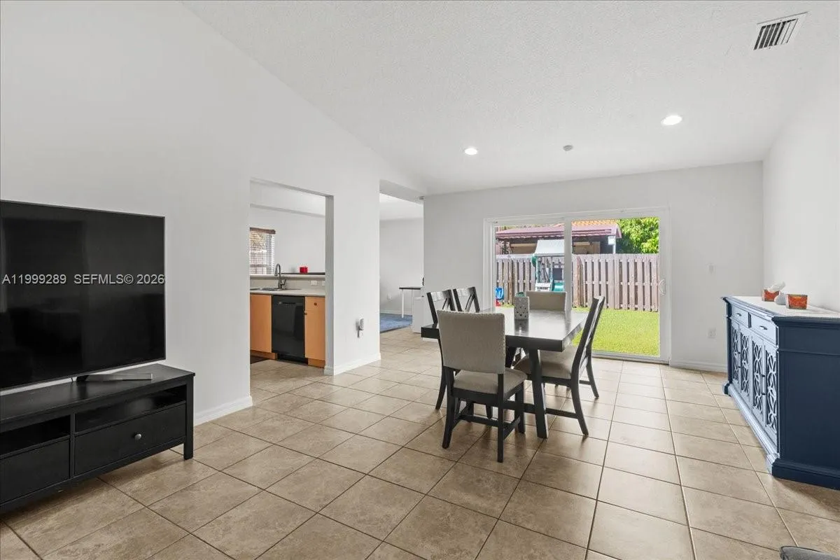 1740 Ne 36th Ave, Homestead, Florida 33033, Homestead, Florida 33033, 3 Bedrooms Bedrooms, ,2 BathroomsBathrooms,Residential,For Sale,1740 Ne 36th Ave, Homestead, Florida 33033,A11999289