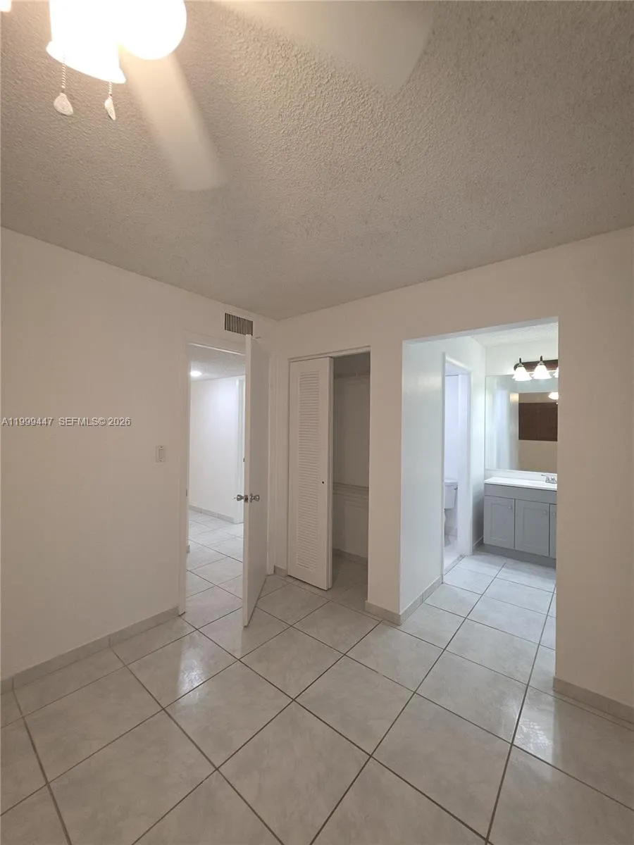 823 Ne 199th St 104-12, Miami, Florida 33179, Miami, Florida 33179, 2 Bedrooms Bedrooms, ,2 BathroomsBathrooms,Residential Lease,For Rent,823 Ne 199th St 104-12, Miami, Florida 33179,A11999447