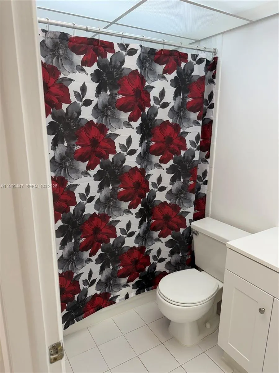 823 Ne 199th St 104-12, Miami, Florida 33179, Miami, Florida 33179, 2 Bedrooms Bedrooms, ,2 BathroomsBathrooms,Residential Lease,For Rent,823 Ne 199th St 104-12, Miami, Florida 33179,A11999447