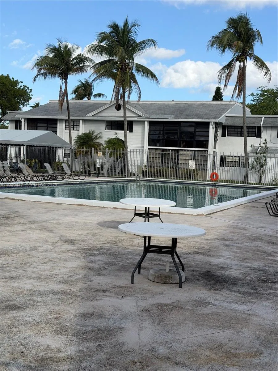 823 Ne 199th St 104-12, Miami, Florida 33179, Miami, Florida 33179, 2 Bedrooms Bedrooms, ,2 BathroomsBathrooms,Residential Lease,For Rent,823 Ne 199th St 104-12, Miami, Florida 33179,A11999447