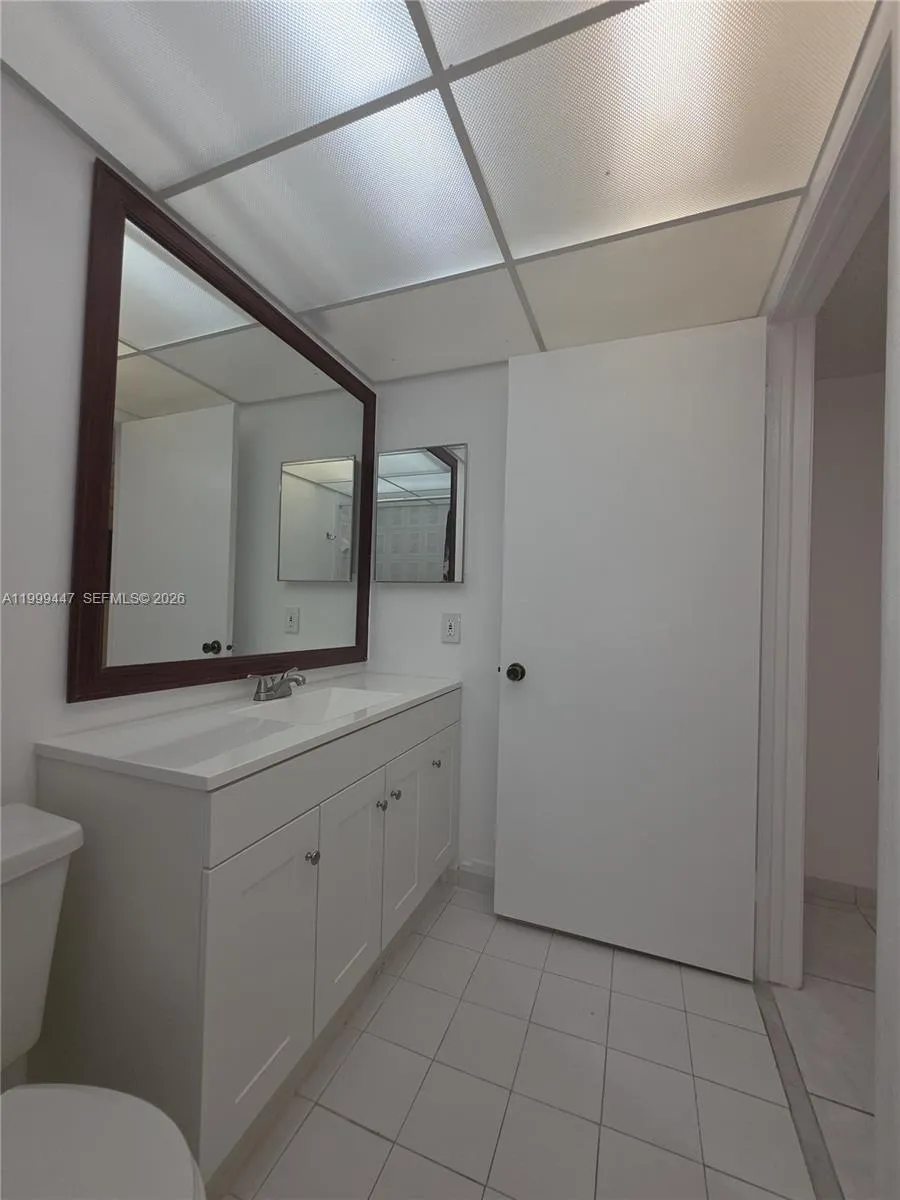 823 Ne 199th St 104-12, Miami, Florida 33179, Miami, Florida 33179, 2 Bedrooms Bedrooms, ,2 BathroomsBathrooms,Residential Lease,For Rent,823 Ne 199th St 104-12, Miami, Florida 33179,A11999447