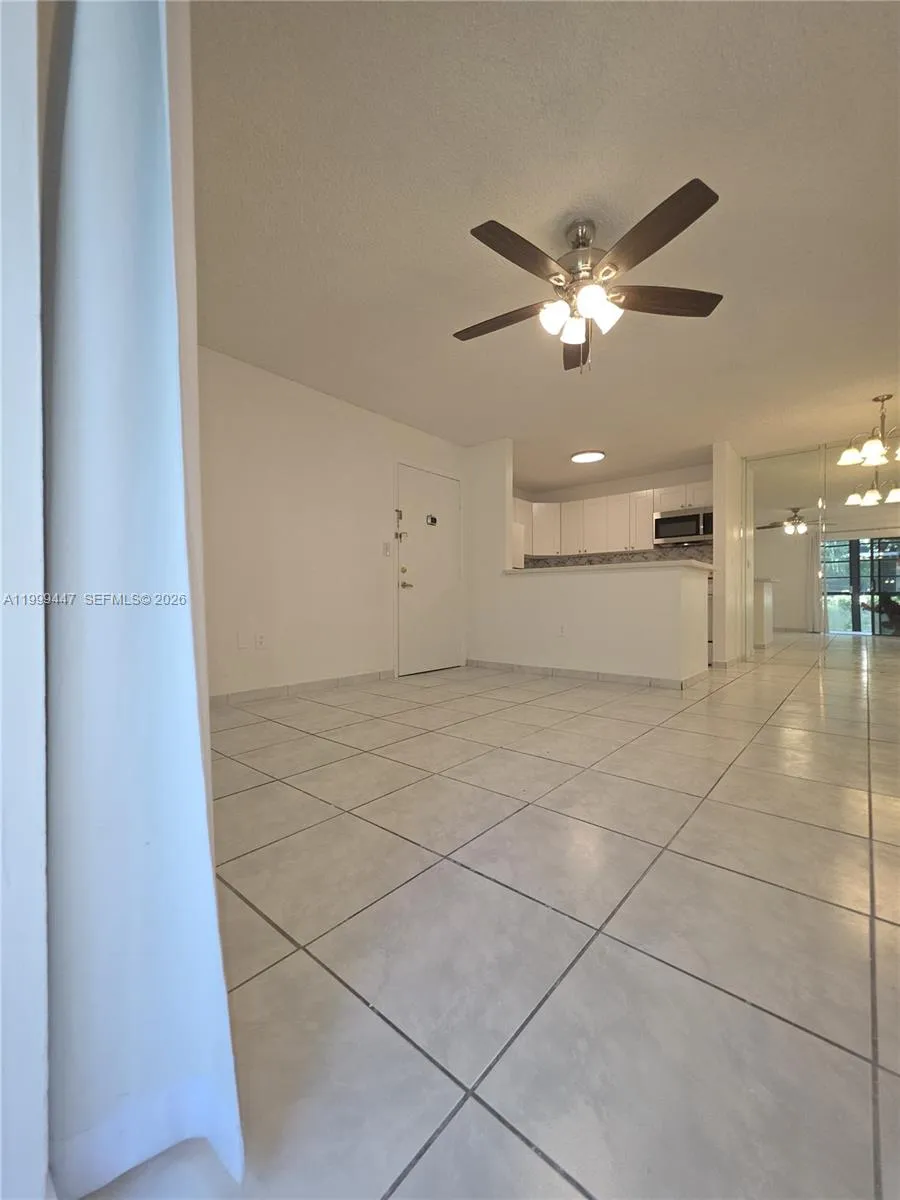 823 Ne 199th St 104-12, Miami, Florida 33179, Miami, Florida 33179, 2 Bedrooms Bedrooms, ,2 BathroomsBathrooms,Residential Lease,For Rent,823 Ne 199th St 104-12, Miami, Florida 33179,A11999447