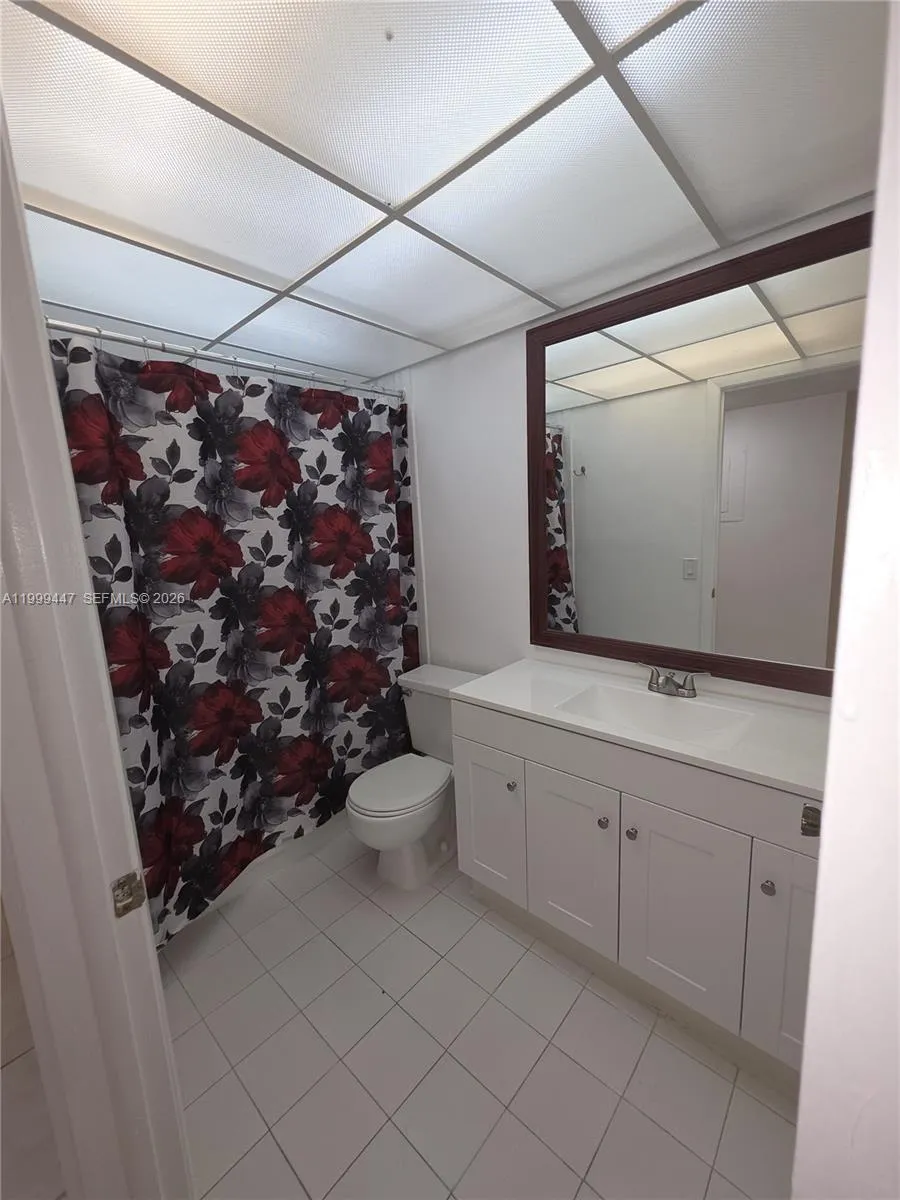 823 Ne 199th St 104-12, Miami, Florida 33179, Miami, Florida 33179, 2 Bedrooms Bedrooms, ,2 BathroomsBathrooms,Residential Lease,For Rent,823 Ne 199th St 104-12, Miami, Florida 33179,A11999447
