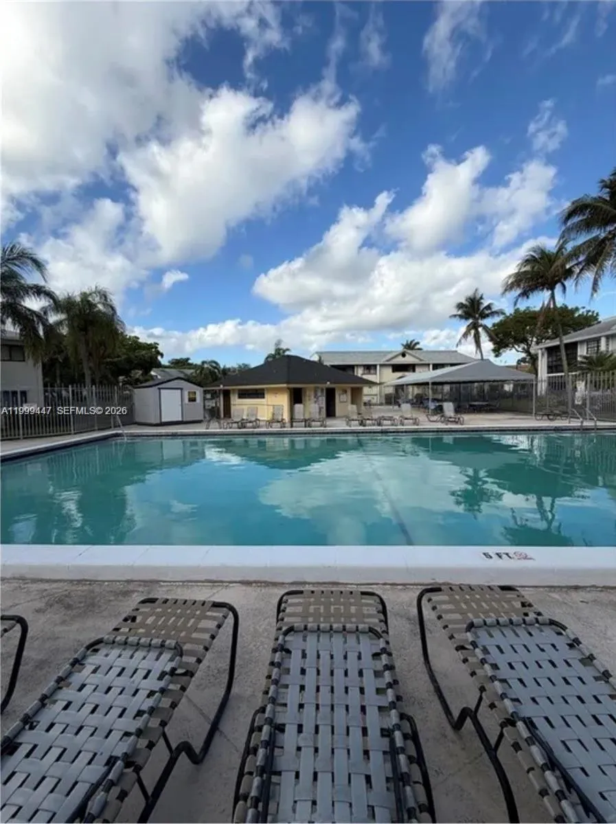 823 Ne 199th St 104-12, Miami, Florida 33179, Miami, Florida 33179, 2 Bedrooms Bedrooms, ,2 BathroomsBathrooms,Residential Lease,For Rent,823 Ne 199th St 104-12, Miami, Florida 33179,A11999447