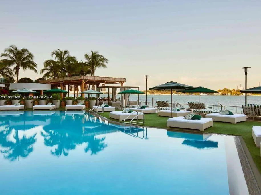 1100 West Ave 409, Miami Beach, Florida 33139, Miami Beach, Florida 33139, 1 Bedroom Bedrooms, ,1 BathroomBathrooms,Residential Lease,For Rent,1100 West Ave 409, Miami Beach, Florida 33139,A11999459