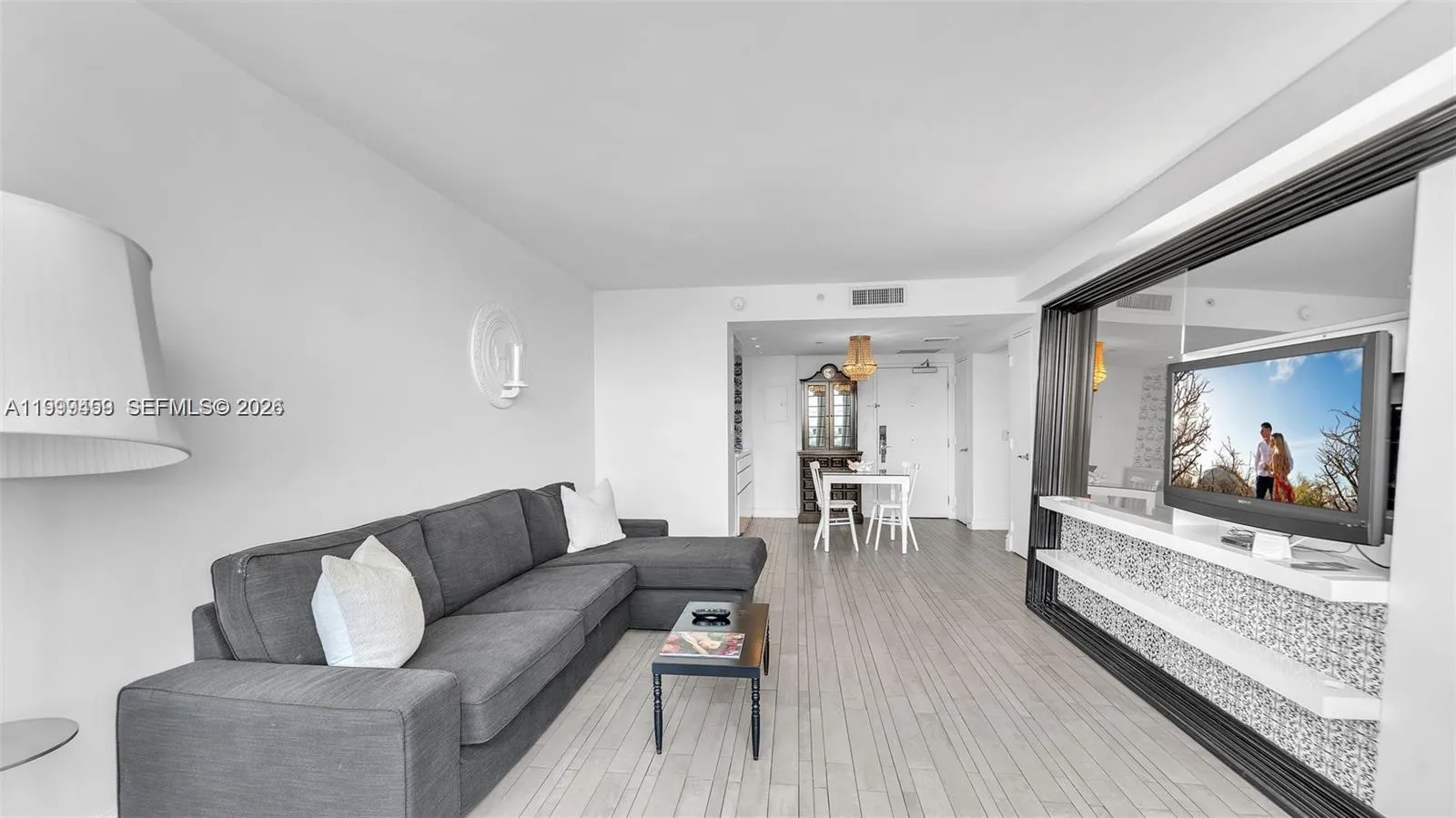 1100 West Ave 409, Miami Beach, Florida 33139, Miami Beach, Florida 33139, 1 Bedroom Bedrooms, ,1 BathroomBathrooms,Residential Lease,For Rent,1100 West Ave 409, Miami Beach, Florida 33139,A11999459