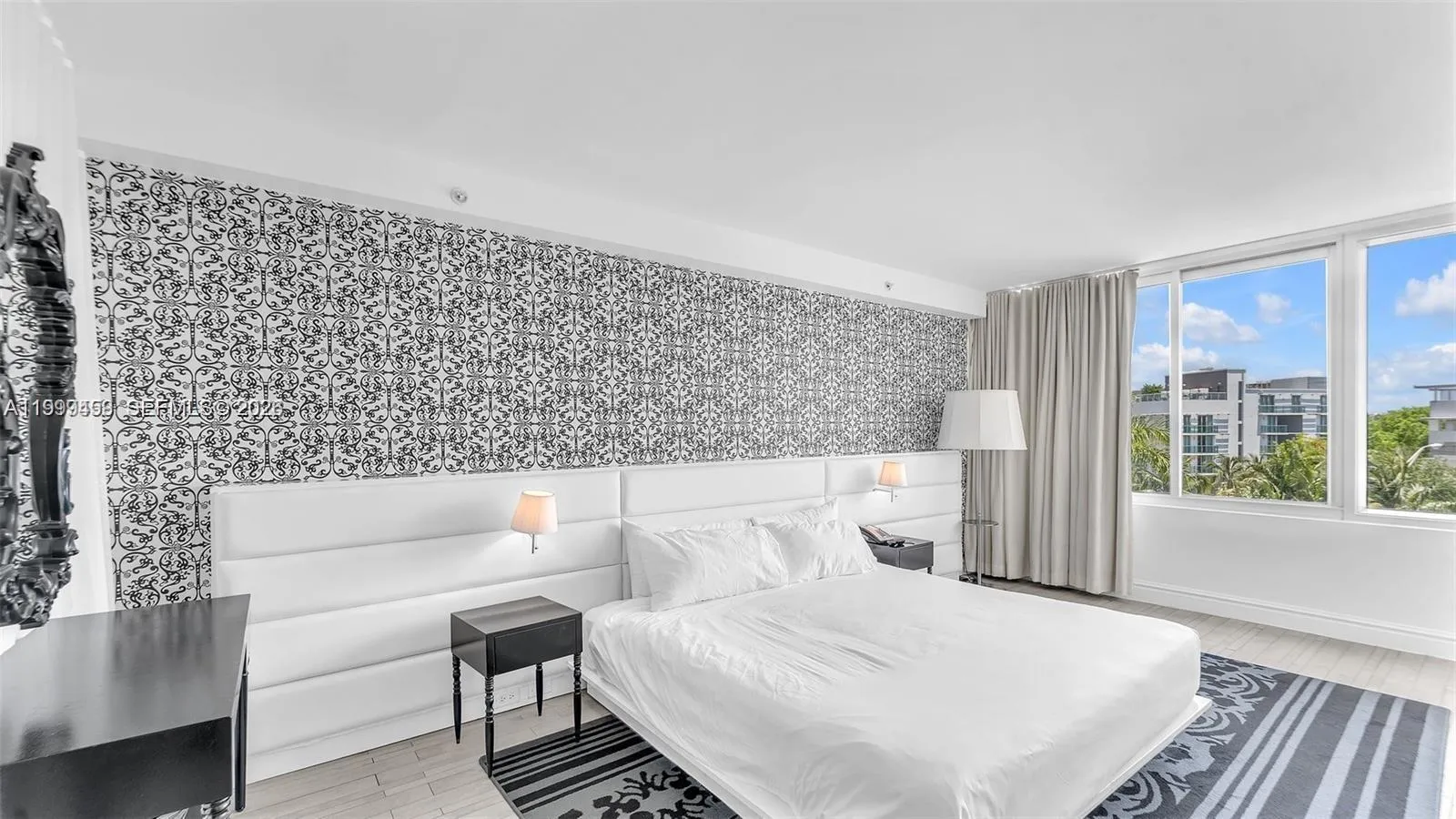 1100 West Ave 409, Miami Beach, Florida 33139, Miami Beach, Florida 33139, 1 Bedroom Bedrooms, ,1 BathroomBathrooms,Residential Lease,For Rent,1100 West Ave 409, Miami Beach, Florida 33139,A11999459