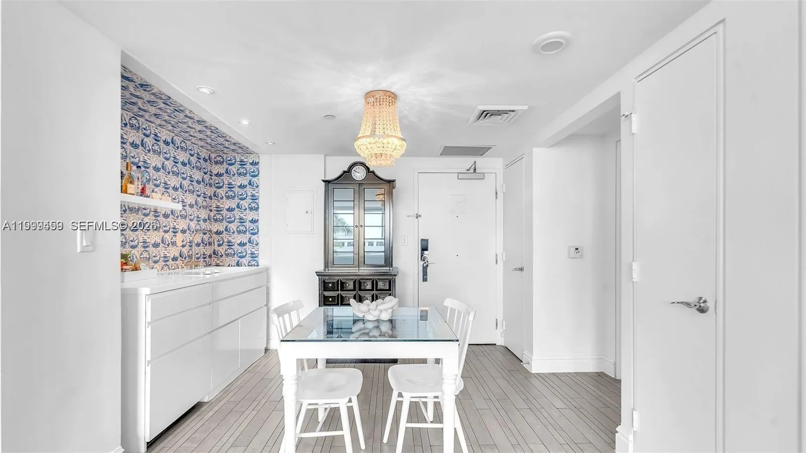 1100 West Ave 409, Miami Beach, Florida 33139, Miami Beach, Florida 33139, 1 Bedroom Bedrooms, ,1 BathroomBathrooms,Residential Lease,For Rent,1100 West Ave 409, Miami Beach, Florida 33139,A11999459