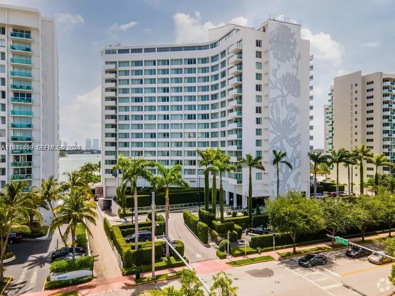 1100 West Ave 409, Miami Beach, Florida 33139, Miami Beach, Florida 33139, 1 Bedroom Bedrooms, ,1 BathroomBathrooms,Residential Lease,For Rent,1100 West Ave 409, Miami Beach, Florida 33139,A11999459