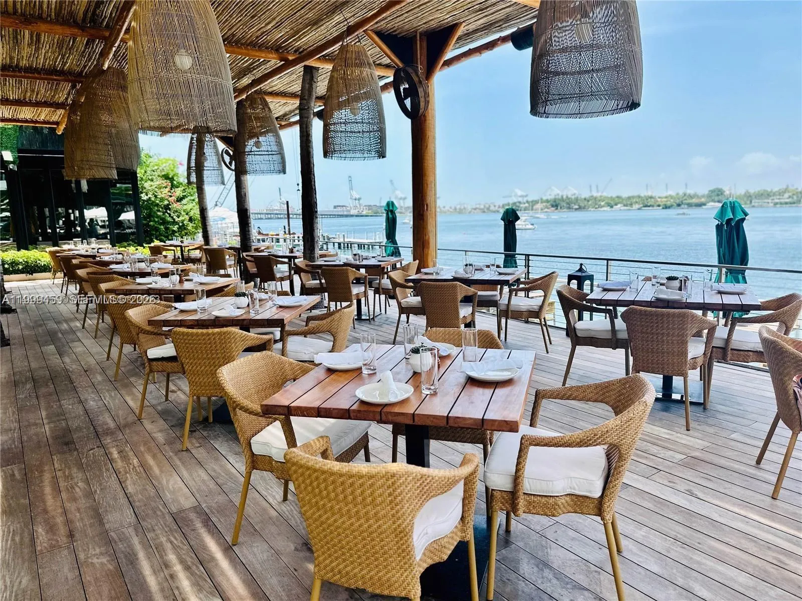 1100 West Ave 409, Miami Beach, Florida 33139, Miami Beach, Florida 33139, 1 Bedroom Bedrooms, ,1 BathroomBathrooms,Residential Lease,For Rent,1100 West Ave 409, Miami Beach, Florida 33139,A11999459