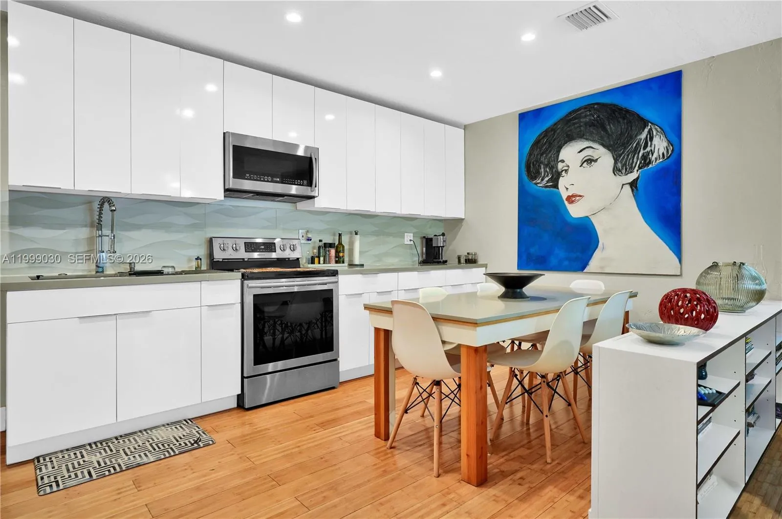 2615 Sw 34th Ct, Miami, Florida 33133, Miami, Florida 33133, 4 Bedrooms Bedrooms, ,2 BathroomsBathrooms,Residential,For Sale,2615 Sw 34th Ct, Miami, Florida 33133,A11999030