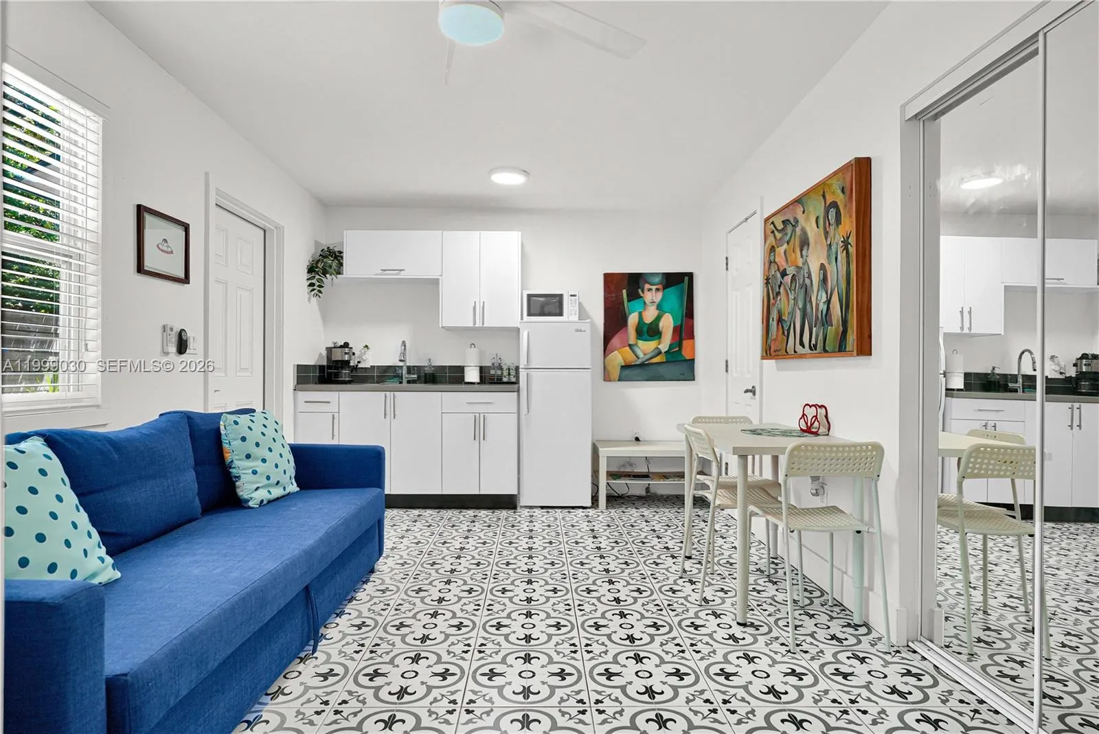 2615 Sw 34th Ct, Miami, Florida 33133, Miami, Florida 33133, 4 Bedrooms Bedrooms, ,2 BathroomsBathrooms,Residential,For Sale,2615 Sw 34th Ct, Miami, Florida 33133,A11999030