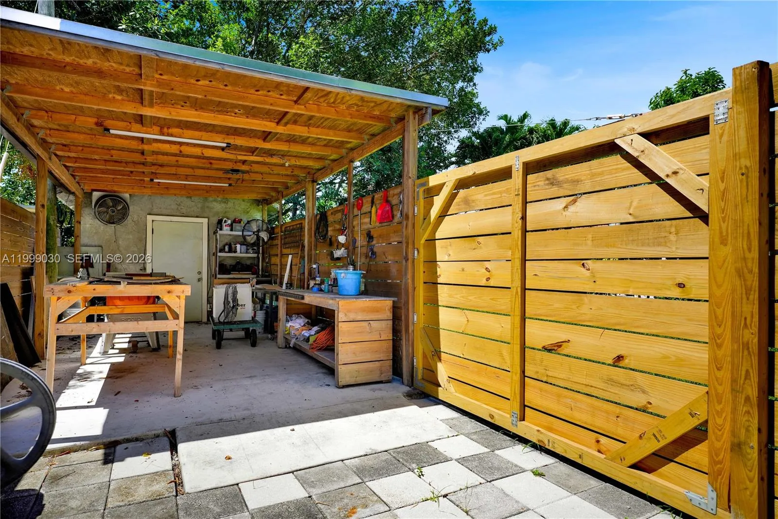 2615 Sw 34th Ct, Miami, Florida 33133, Miami, Florida 33133, 4 Bedrooms Bedrooms, ,2 BathroomsBathrooms,Residential,For Sale,2615 Sw 34th Ct, Miami, Florida 33133,A11999030