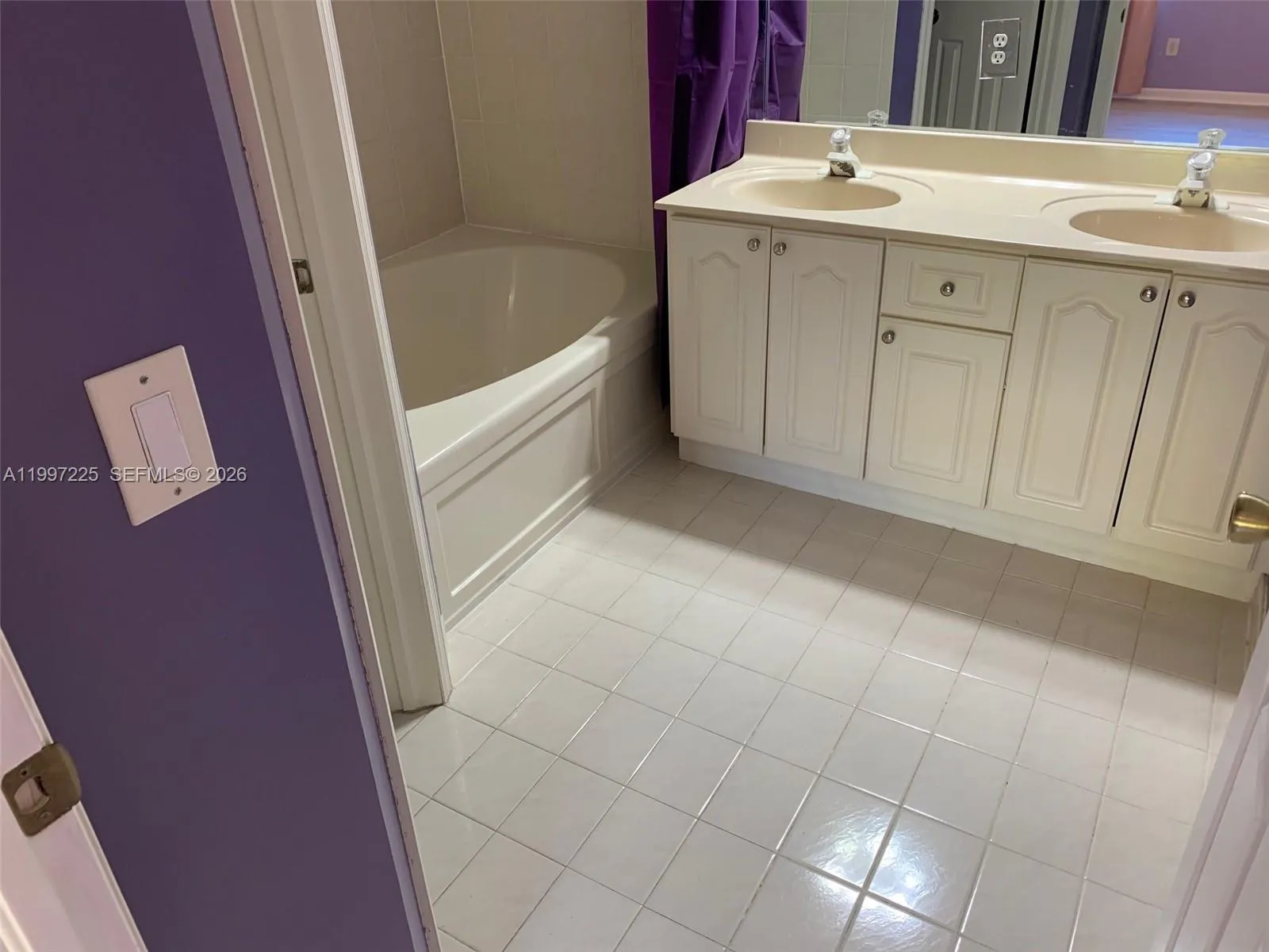 194 Maple Ter, Davie, Florida 33325, Davie, Florida 33325, 4 Bedrooms Bedrooms, ,2 BathroomsBathrooms,Residential Lease,For Rent,194 Maple Ter, Davie, Florida 33325,A11997225