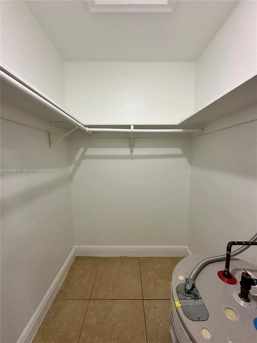 2900 Ne 17th Ave 209, Pompano Beach, Florida 33064, Pompano Beach, Florida 33064, 1 Bedroom Bedrooms, ,1 BathroomBathrooms,Residential Lease,For Rent,2900 Ne 17th Ave 209, Pompano Beach, Florida 33064,A11999482