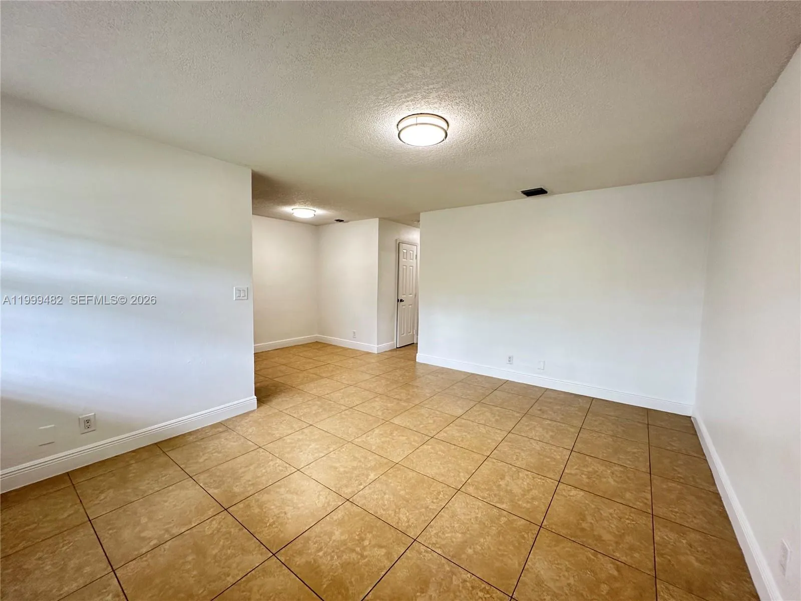2900 Ne 17th Ave 209, Pompano Beach, Florida 33064, Pompano Beach, Florida 33064, 1 Bedroom Bedrooms, ,1 BathroomBathrooms,Residential Lease,For Rent,2900 Ne 17th Ave 209, Pompano Beach, Florida 33064,A11999482