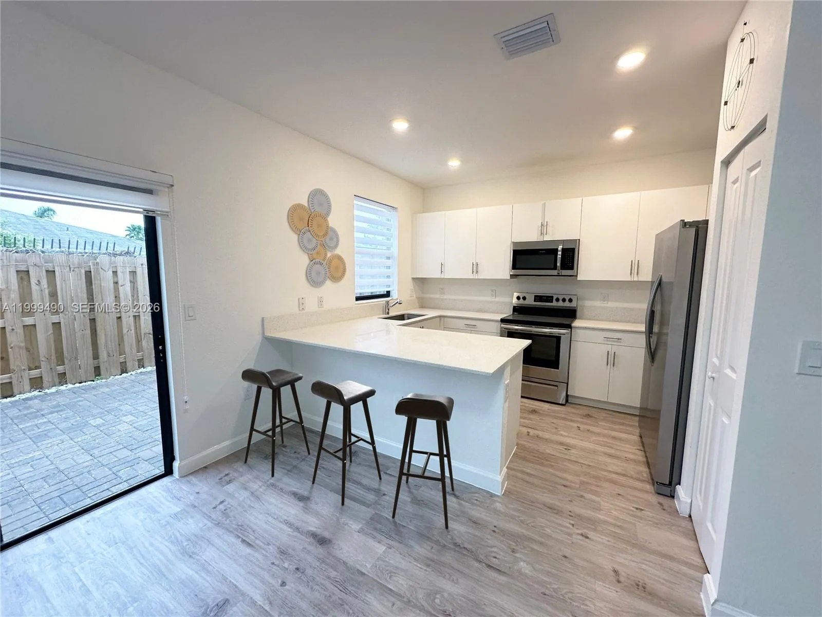 949 Ne 211th St, Miami, Florida 33179, Miami, Florida 33179, 3 Bedrooms Bedrooms, ,2 BathroomsBathrooms,Residential Lease,For Rent,949 Ne 211th St, Miami, Florida 33179,A11999490