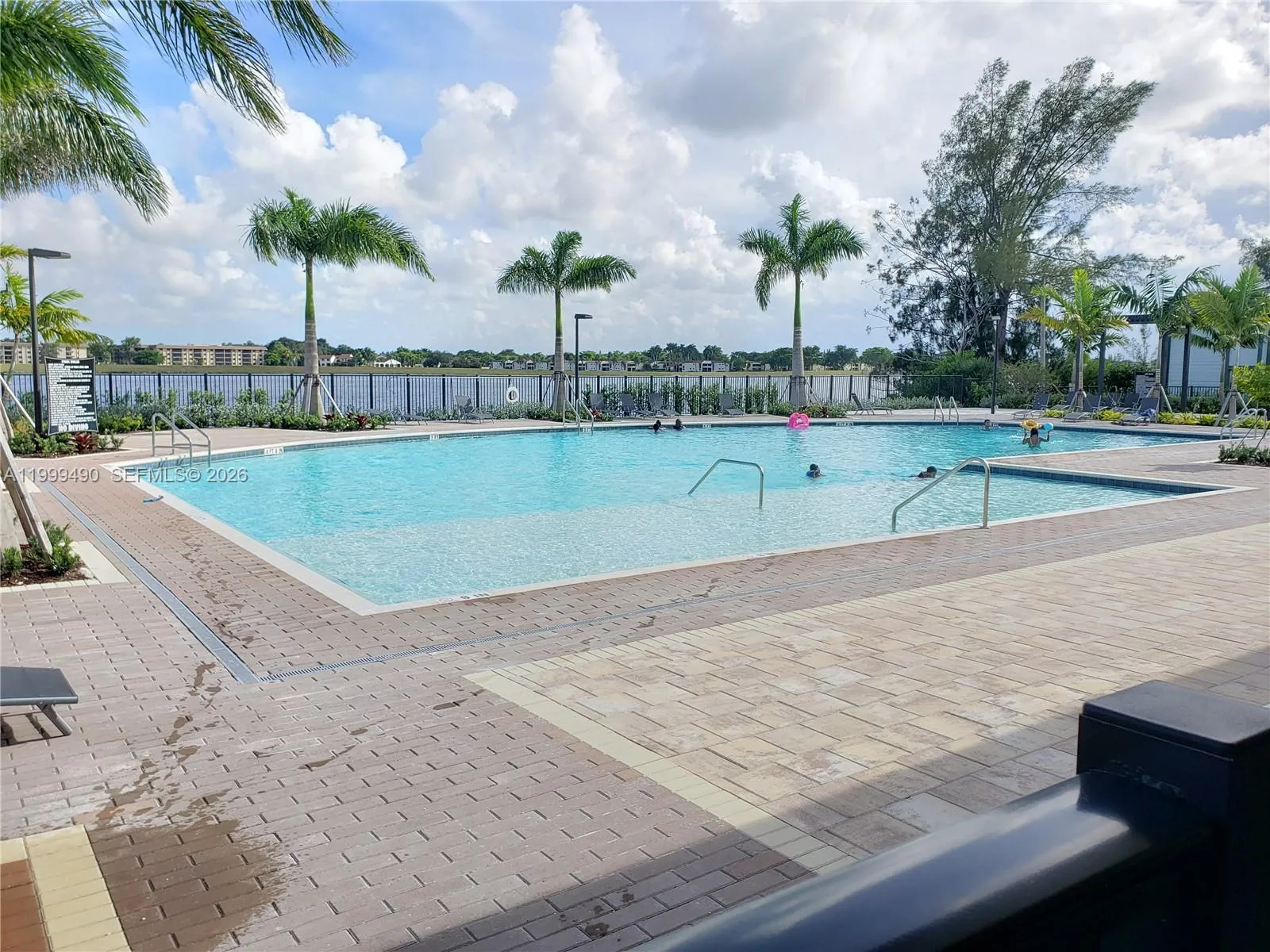 949 Ne 211th St, Miami, Florida 33179, Miami, Florida 33179, 3 Bedrooms Bedrooms, ,2 BathroomsBathrooms,Residential Lease,For Rent,949 Ne 211th St, Miami, Florida 33179,A11999490
