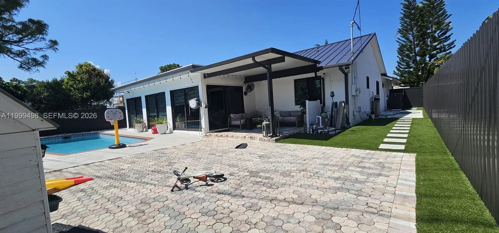 3110 Sw 4th St, Deerfield Beach, Florida 33442, Deerfield Beach, Florida 33442, 3 Bedrooms Bedrooms, ,2 BathroomsBathrooms,Residential,For Sale,3110 Sw 4th St, Deerfield Beach, Florida 33442,A11999498