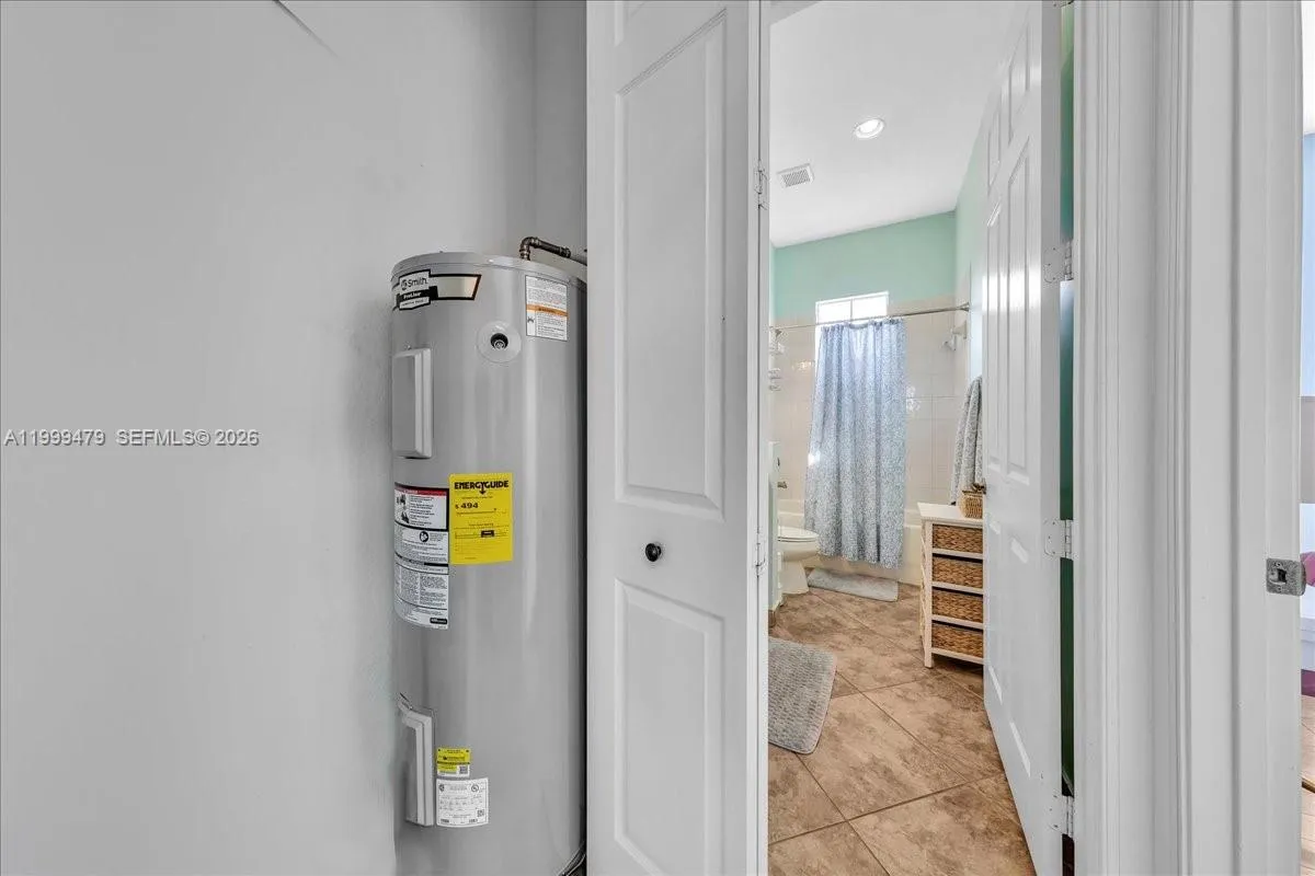 8275 Nw 127th Ln 34-f, Parkland, Florida 33076, Parkland, Florida 33076, 3 Bedrooms Bedrooms, ,2 BathroomsBathrooms,Residential,For Sale,8275 Nw 127th Ln 34-f, Parkland, Florida 33076,A11999479