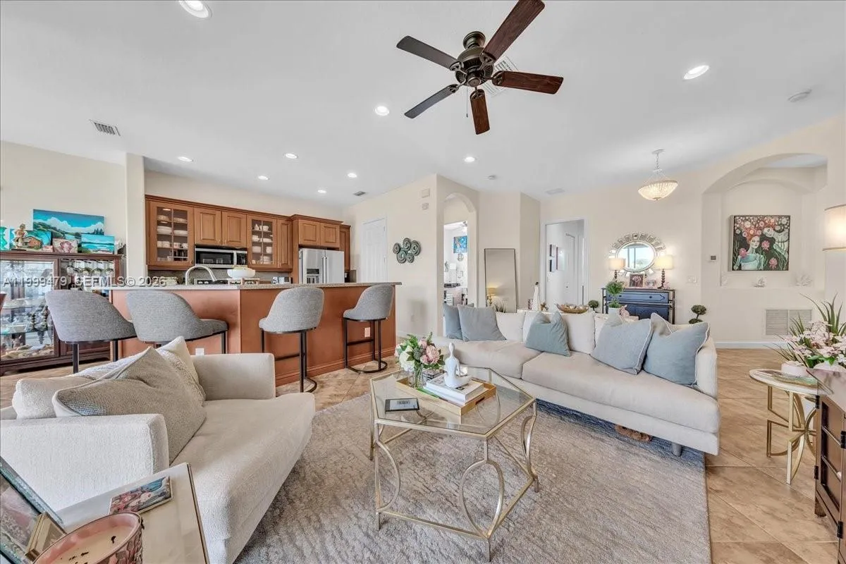 8275 Nw 127th Ln 34-f, Parkland, Florida 33076, Parkland, Florida 33076, 3 Bedrooms Bedrooms, ,2 BathroomsBathrooms,Residential,For Sale,8275 Nw 127th Ln 34-f, Parkland, Florida 33076,A11999479