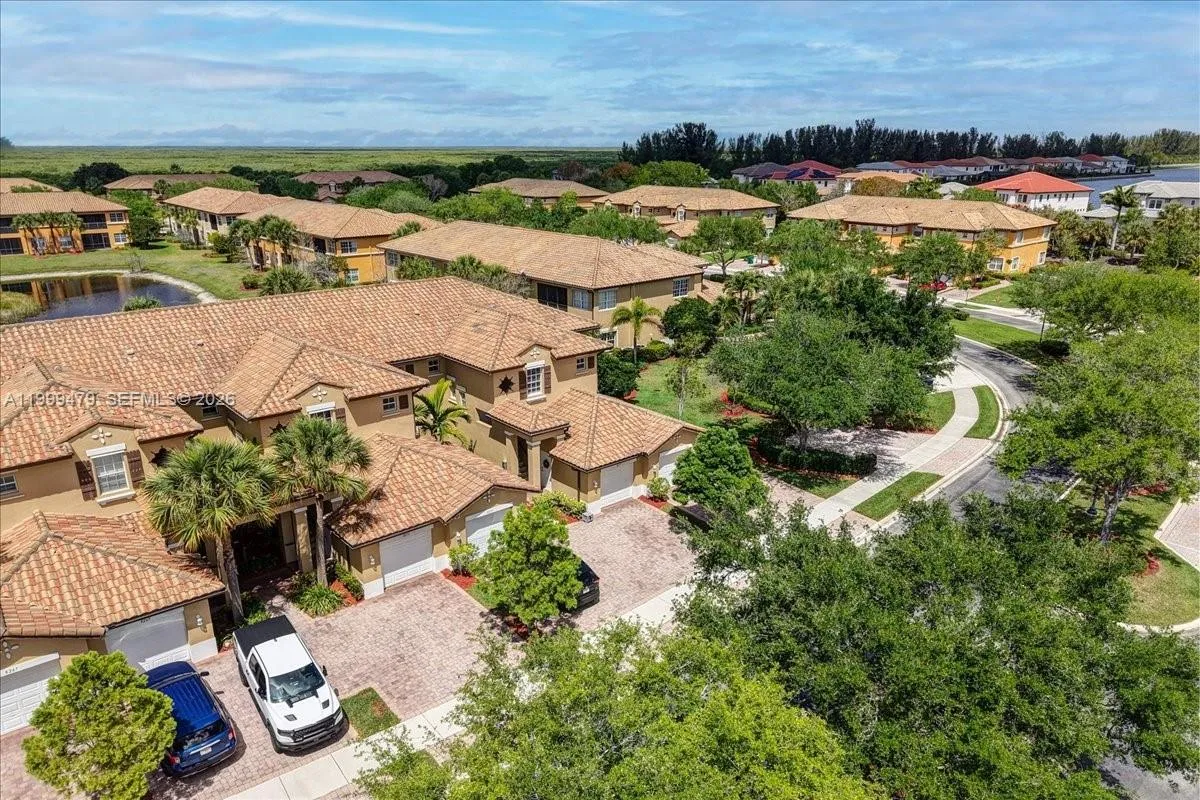 8275 Nw 127th Ln 34-f, Parkland, Florida 33076, Parkland, Florida 33076, 3 Bedrooms Bedrooms, ,2 BathroomsBathrooms,Residential,For Sale,8275 Nw 127th Ln 34-f, Parkland, Florida 33076,A11999479