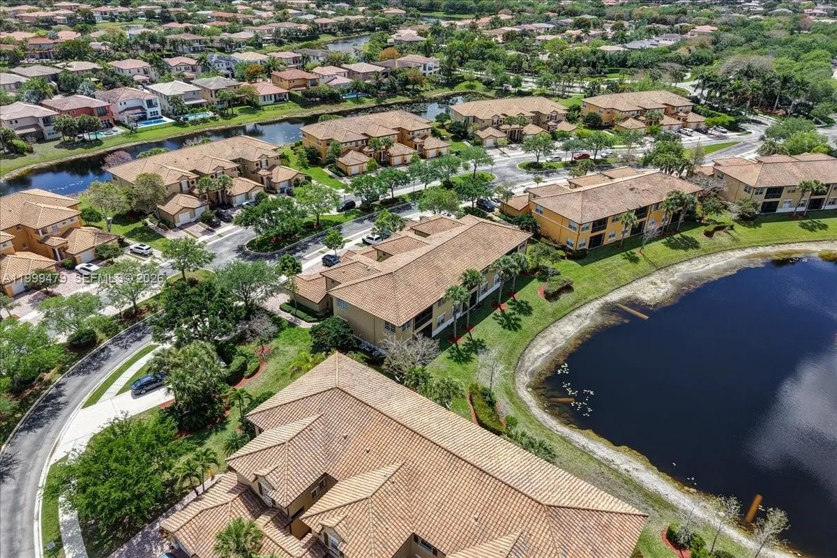 8275 Nw 127th Ln 34-f, Parkland, Florida 33076, Parkland, Florida 33076, 3 Bedrooms Bedrooms, ,2 BathroomsBathrooms,Residential,For Sale,8275 Nw 127th Ln 34-f, Parkland, Florida 33076,A11999479