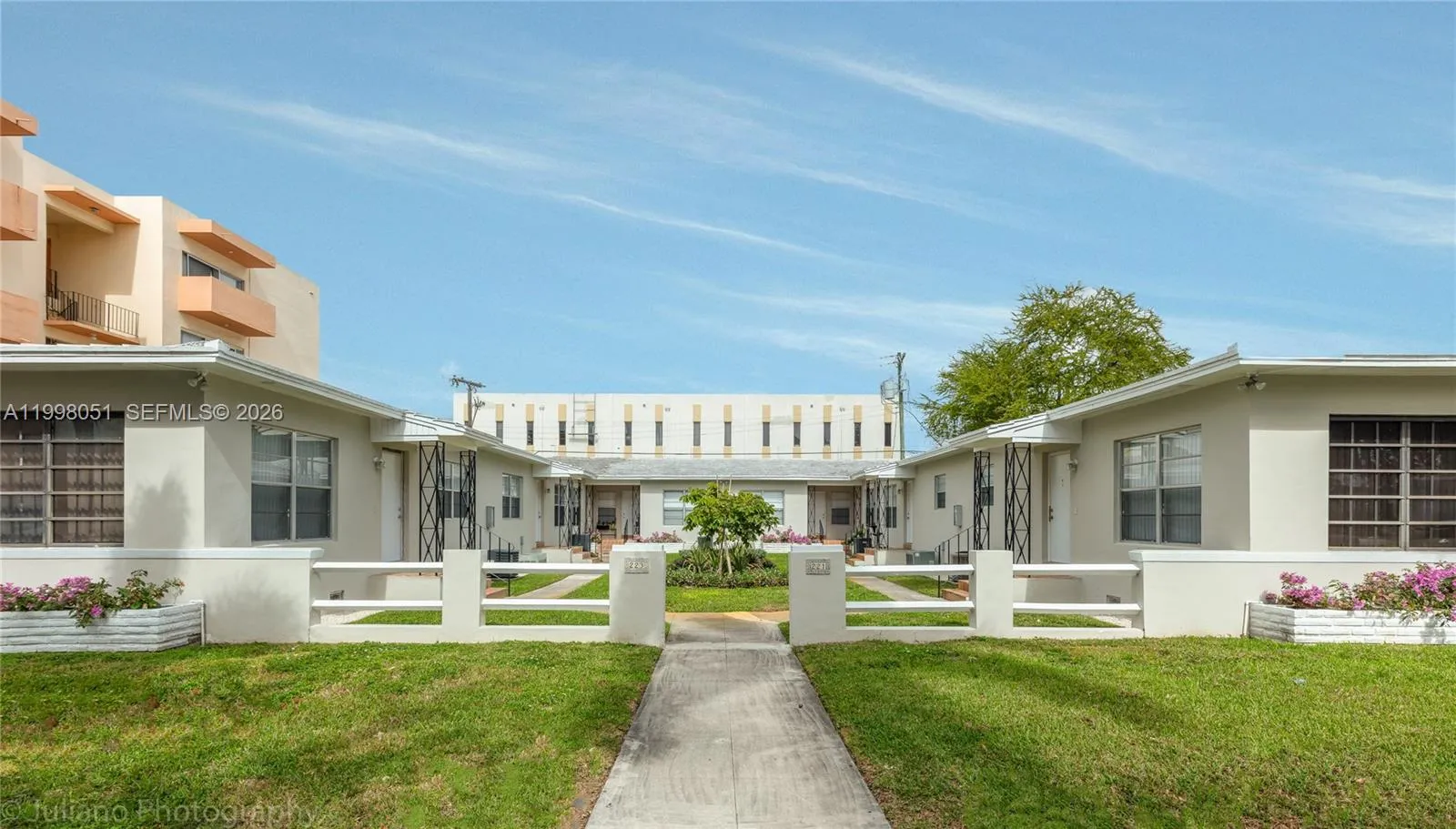 221 Antiquera Ave 8, Coral Gables, Florida 33134, Coral Gables, Florida 33134, 1 Bedroom Bedrooms, ,1 BathroomBathrooms,Residential Lease,For Rent,221 Antiquera Ave 8, Coral Gables, Florida 33134,A11998051