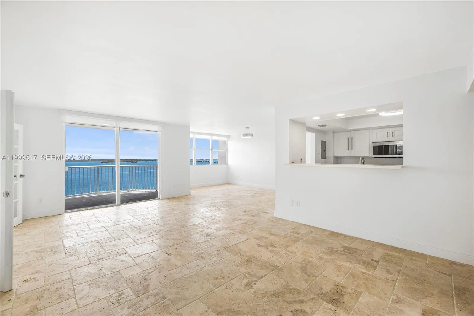 1420 Brickell Bay Dr 1401a, Miami, Florida 33131, Miami, Florida 33131, 3 Bedrooms Bedrooms, ,2 BathroomsBathrooms,Residential Lease,For Rent,1420 Brickell Bay Dr 1401a, Miami, Florida 33131,A11999517