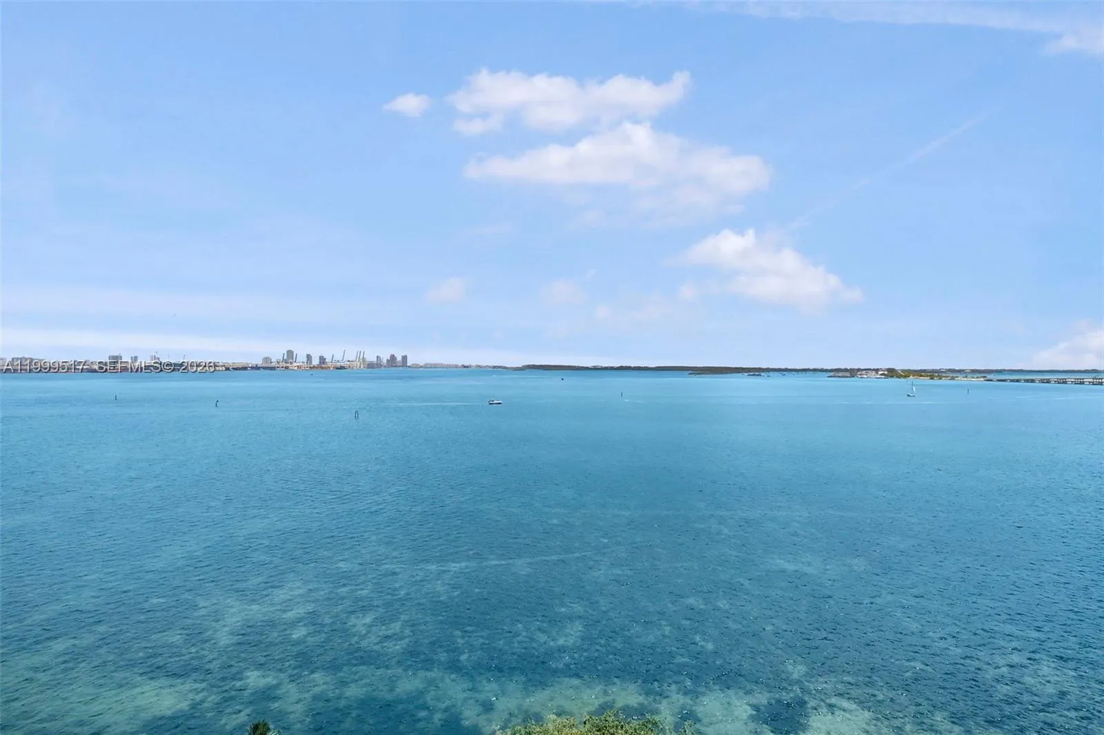 1420 Brickell Bay Dr 1401a, Miami, Florida 33131, Miami, Florida 33131, 3 Bedrooms Bedrooms, ,2 BathroomsBathrooms,Residential Lease,For Rent,1420 Brickell Bay Dr 1401a, Miami, Florida 33131,A11999517