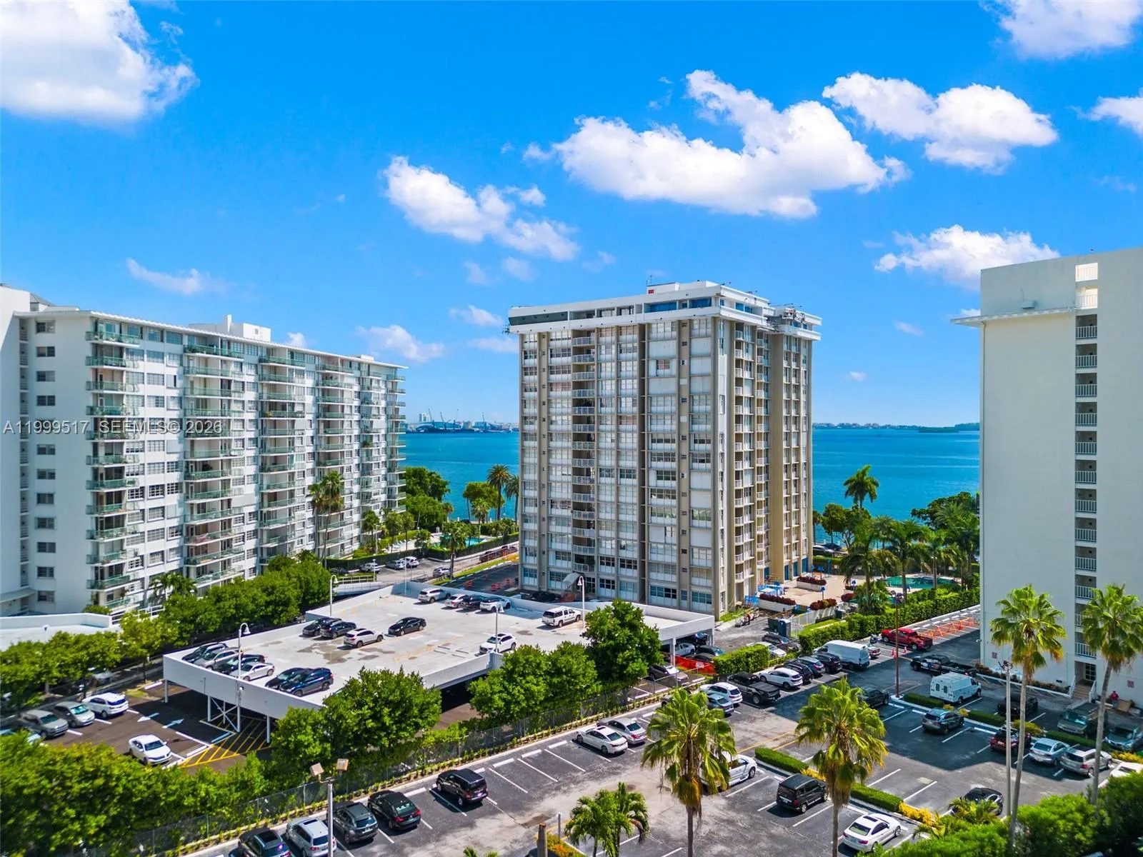 1420 Brickell Bay Dr 1401a, Miami, Florida 33131, Miami, Florida 33131, 3 Bedrooms Bedrooms, ,2 BathroomsBathrooms,Residential Lease,For Rent,1420 Brickell Bay Dr 1401a, Miami, Florida 33131,A11999517