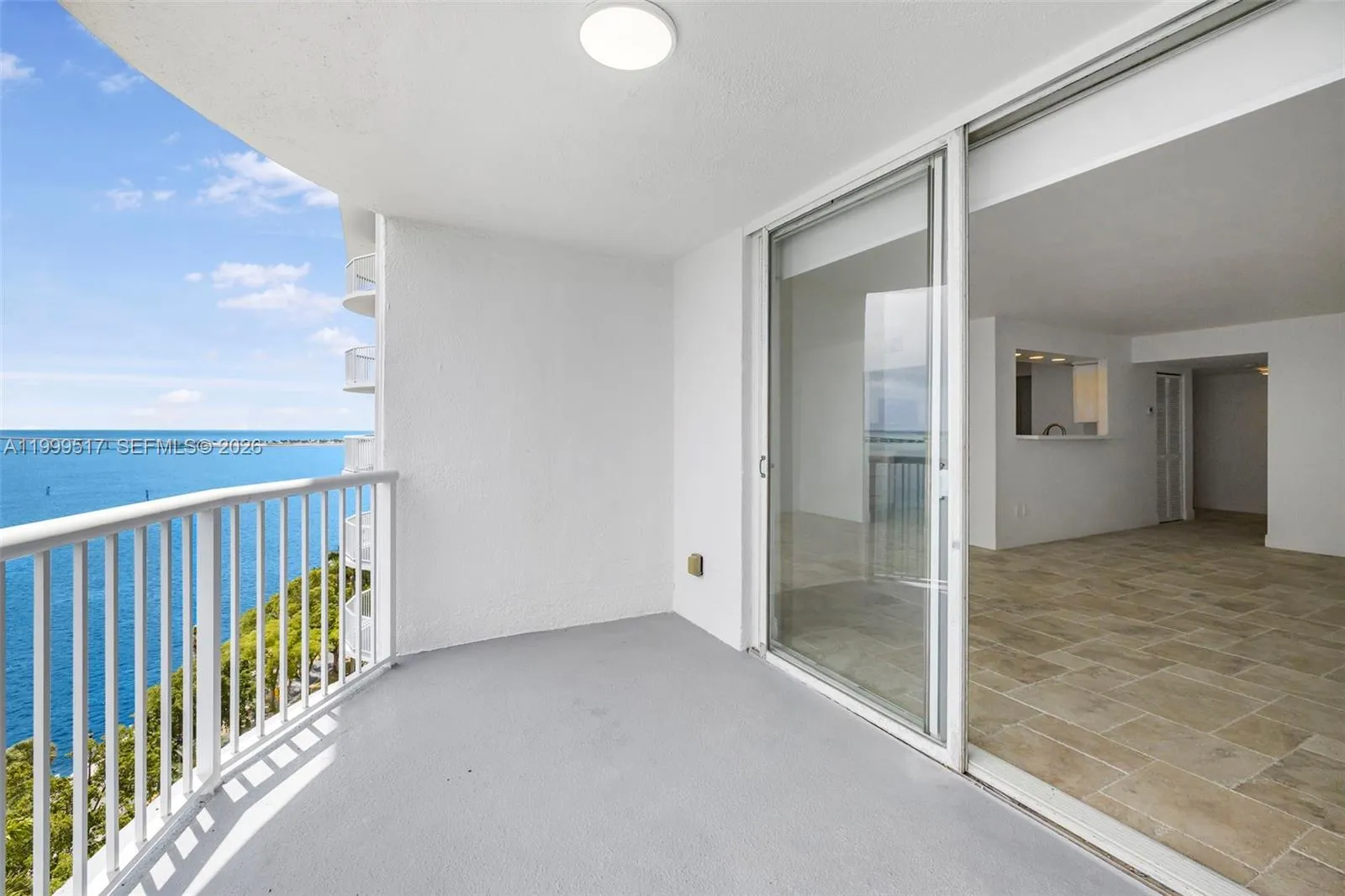 1420 Brickell Bay Dr 1401a, Miami, Florida 33131, Miami, Florida 33131, 3 Bedrooms Bedrooms, ,2 BathroomsBathrooms,Residential Lease,For Rent,1420 Brickell Bay Dr 1401a, Miami, Florida 33131,A11999517
