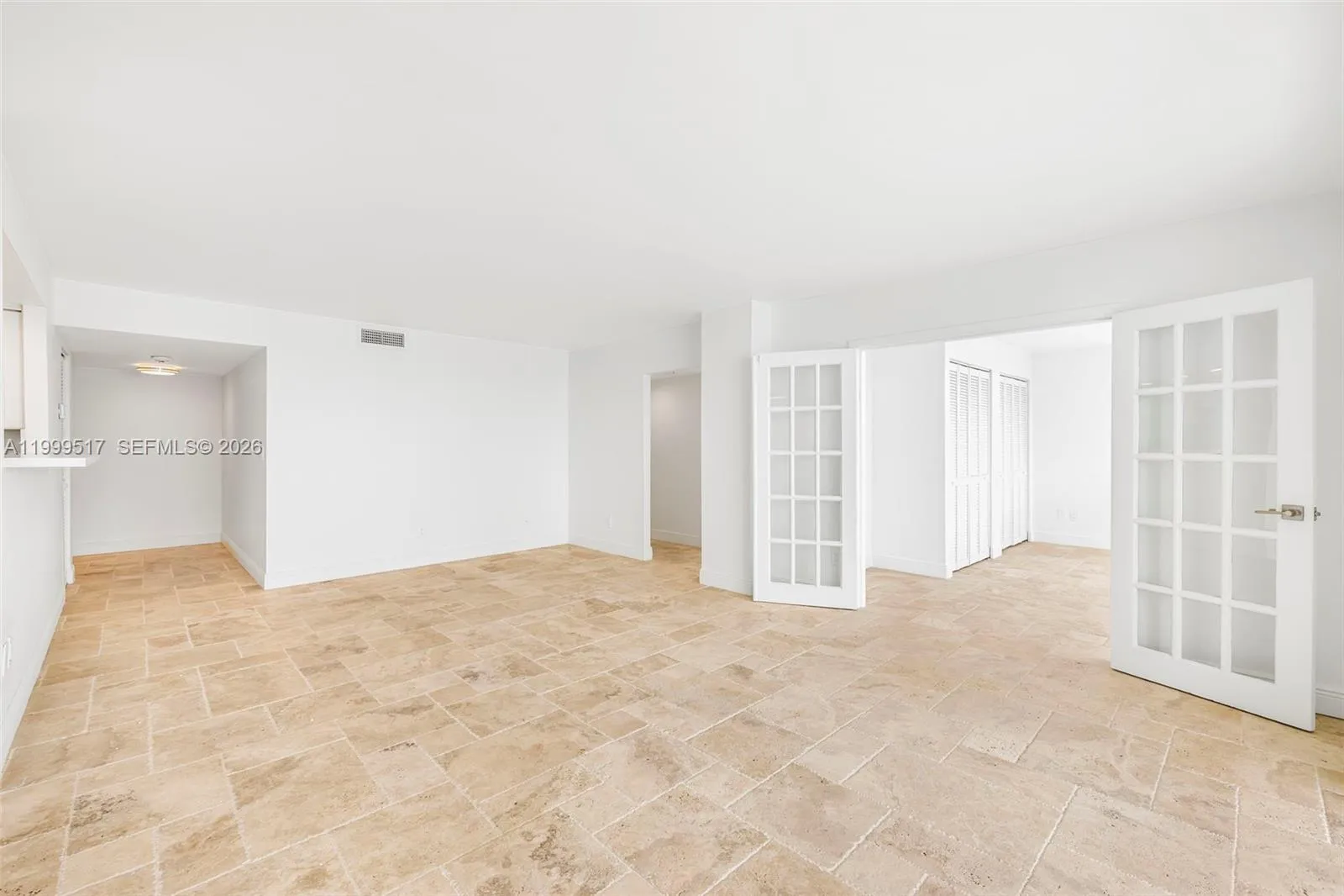 1420 Brickell Bay Dr 1401a, Miami, Florida 33131, Miami, Florida 33131, 3 Bedrooms Bedrooms, ,2 BathroomsBathrooms,Residential Lease,For Rent,1420 Brickell Bay Dr 1401a, Miami, Florida 33131,A11999517