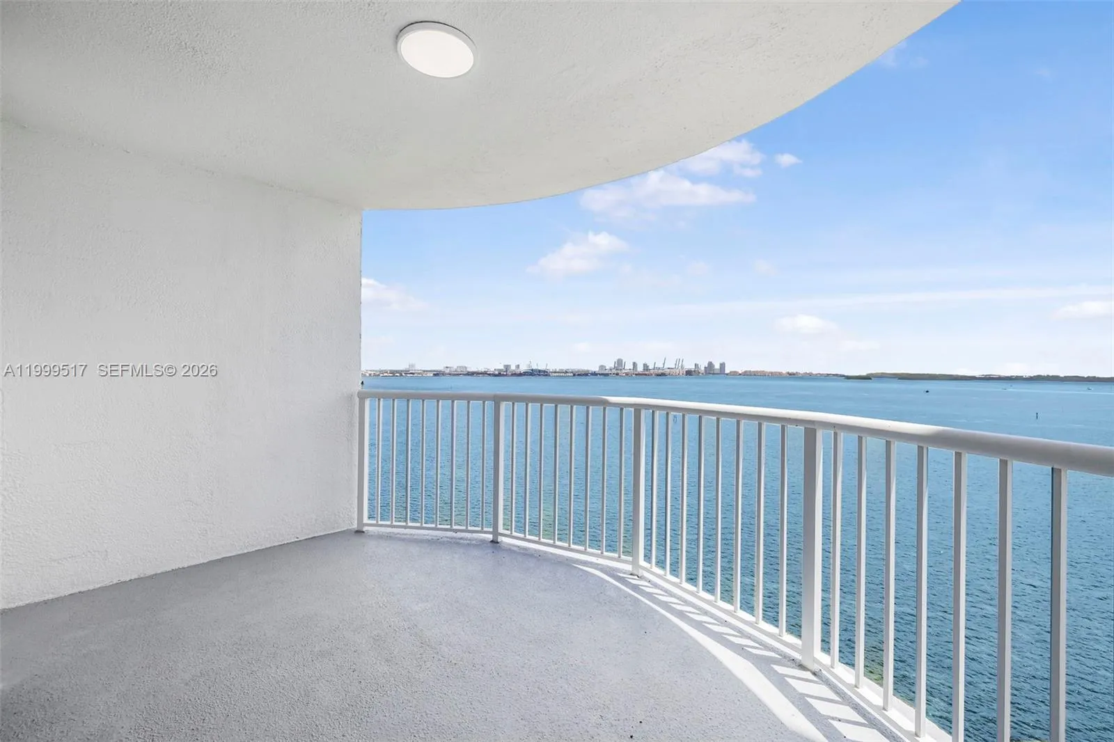 1420 Brickell Bay Dr 1401a, Miami, Florida 33131, Miami, Florida 33131, 3 Bedrooms Bedrooms, ,2 BathroomsBathrooms,Residential Lease,For Rent,1420 Brickell Bay Dr 1401a, Miami, Florida 33131,A11999517