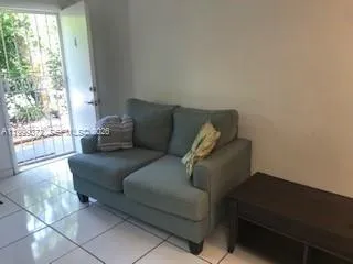 323 Washington Ave 4, Miami Beach, Florida 33139, Miami Beach, Florida 33139, 1 Bedroom Bedrooms, ,1 BathroomBathrooms,Residential,For Sale,323 Washington Ave 4, Miami Beach, Florida 33139,A11999372