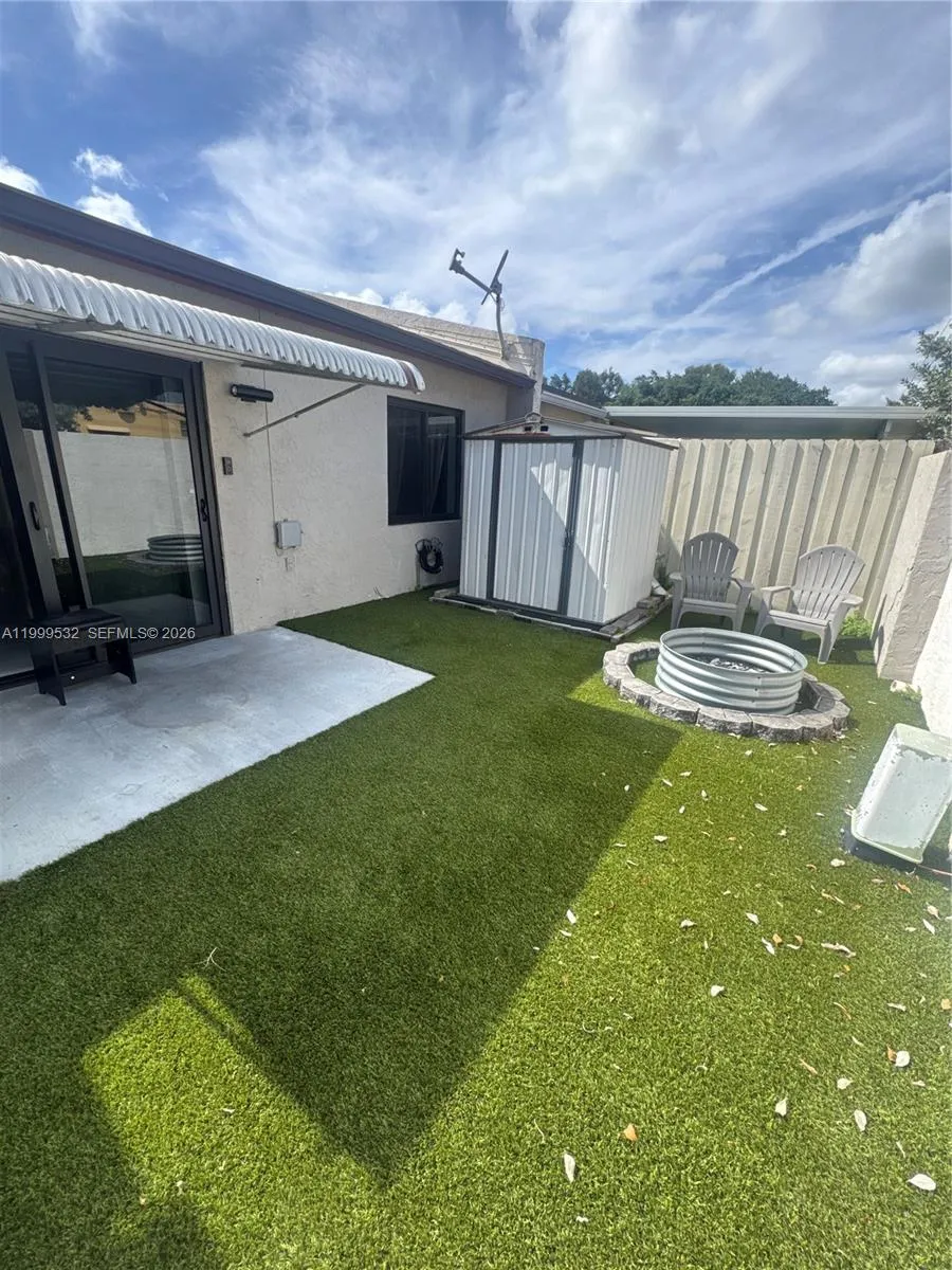 1751 Nw 92nd Ave, Pembroke Pines, Florida 33024, Pembroke Pines, Florida 33024, 2 Bedrooms Bedrooms, ,1 BathroomBathrooms,Residential,For Sale,1751 Nw 92nd Ave, Pembroke Pines, Florida 33024,A11999532